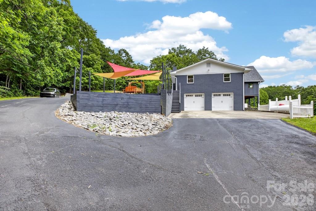 97 Whippoorwill Lane Property Photo 13