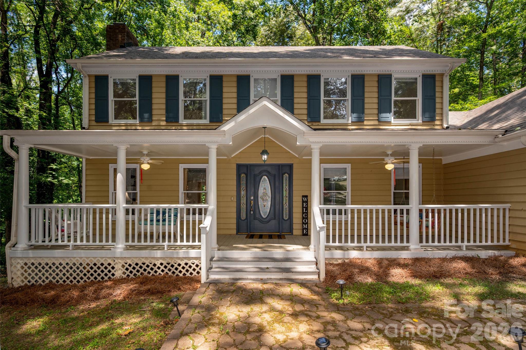 909 Woodland Forest Drive Property Photo 1