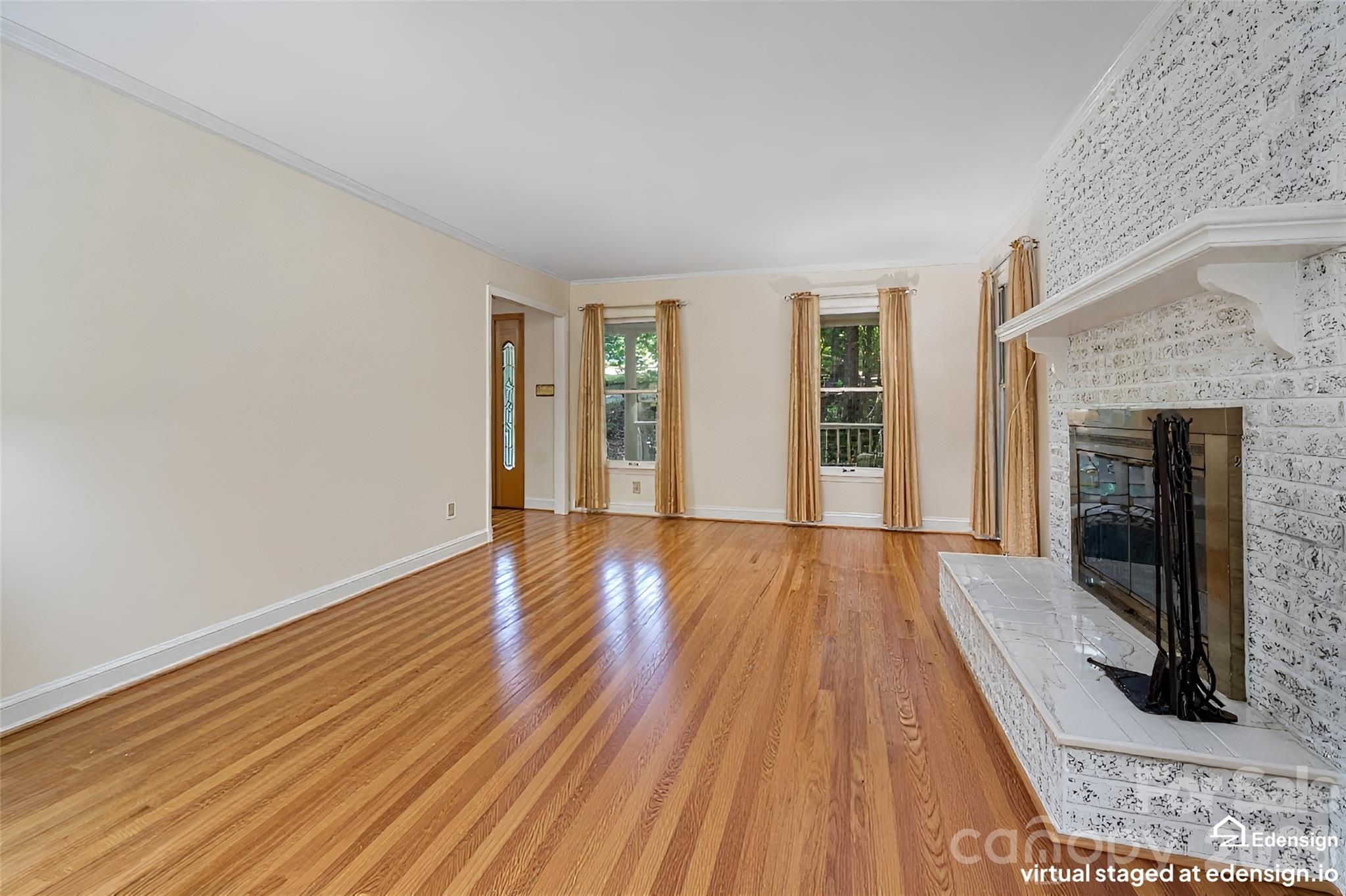 909 Woodland Forest Drive Property Photo 8