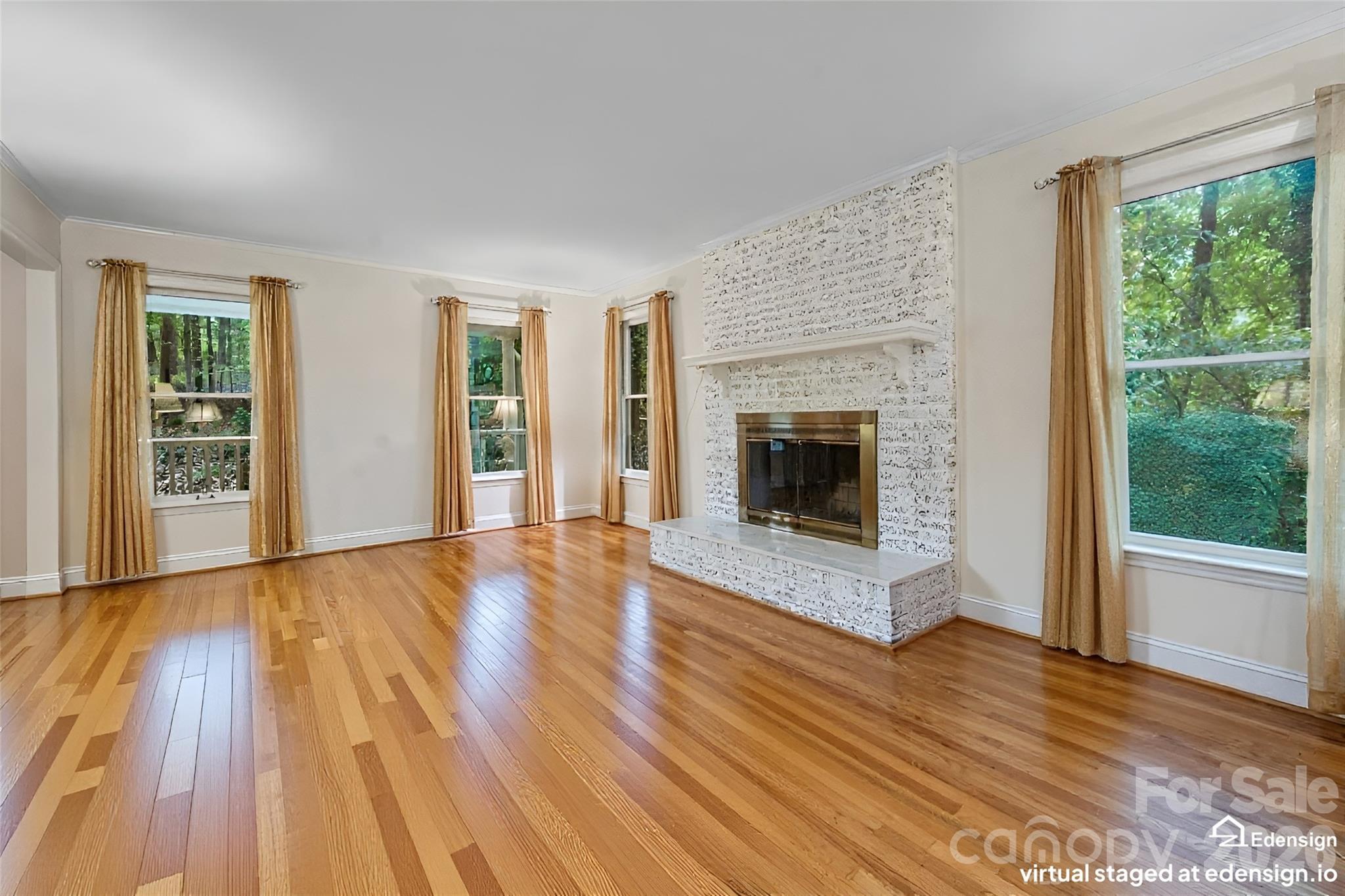 909 Woodland Forest Drive Property Photo 10