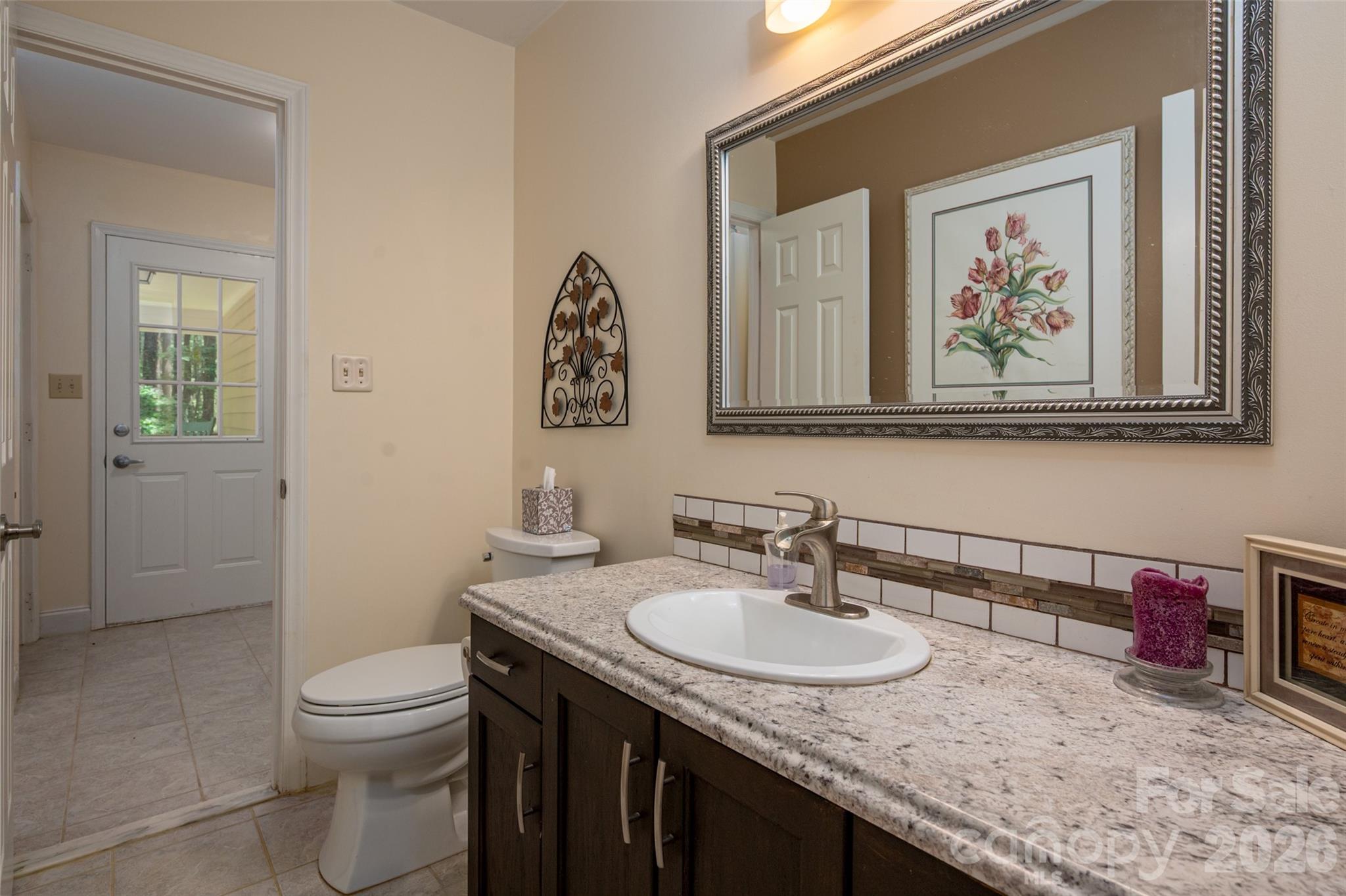 909 Woodland Forest Drive Property Photo 20