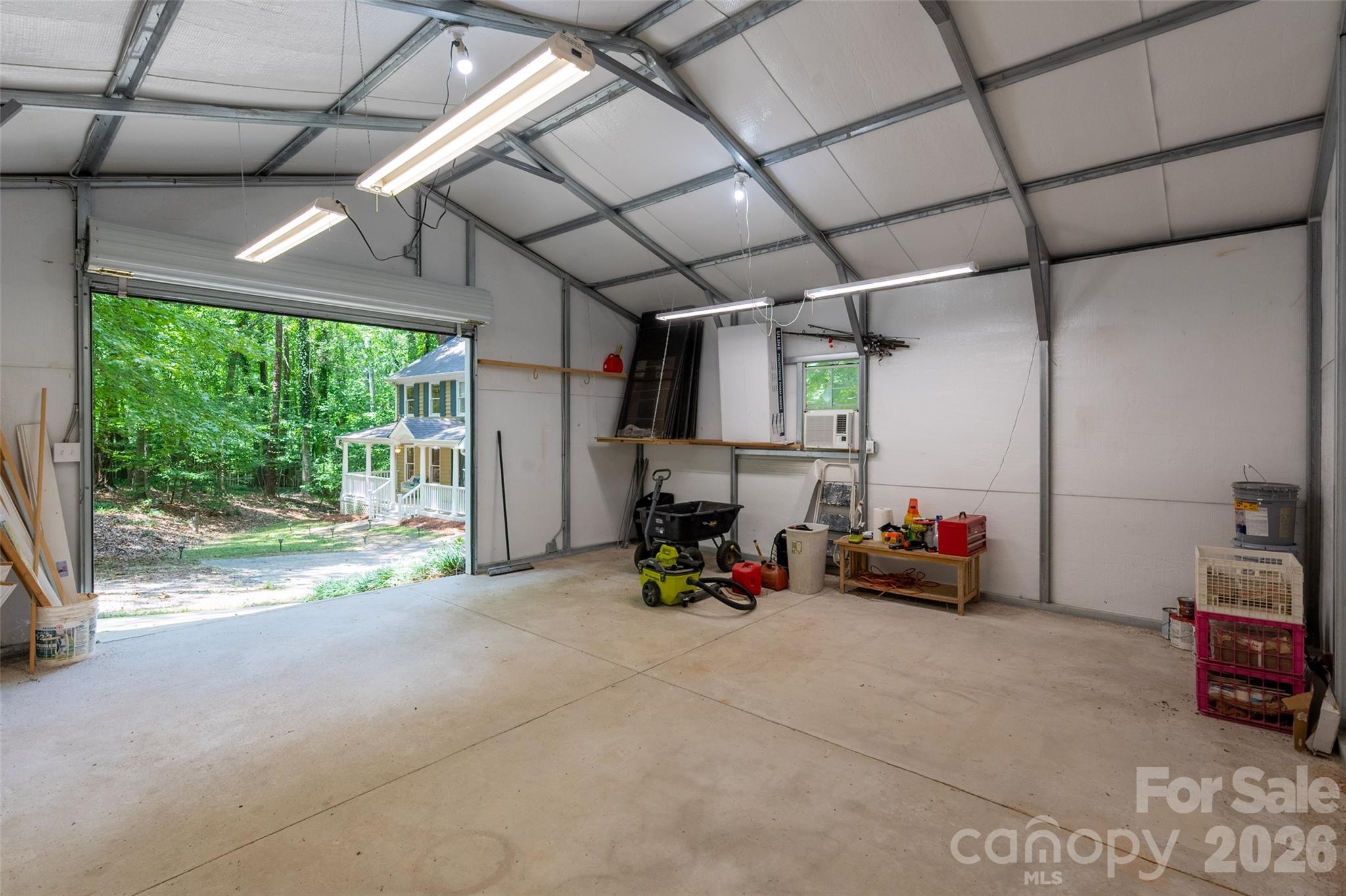 909 Woodland Forest Drive Property Photo 43