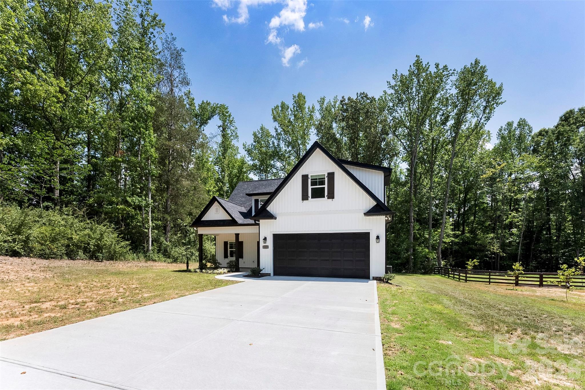5005 Oconee Drive Property Photo 3