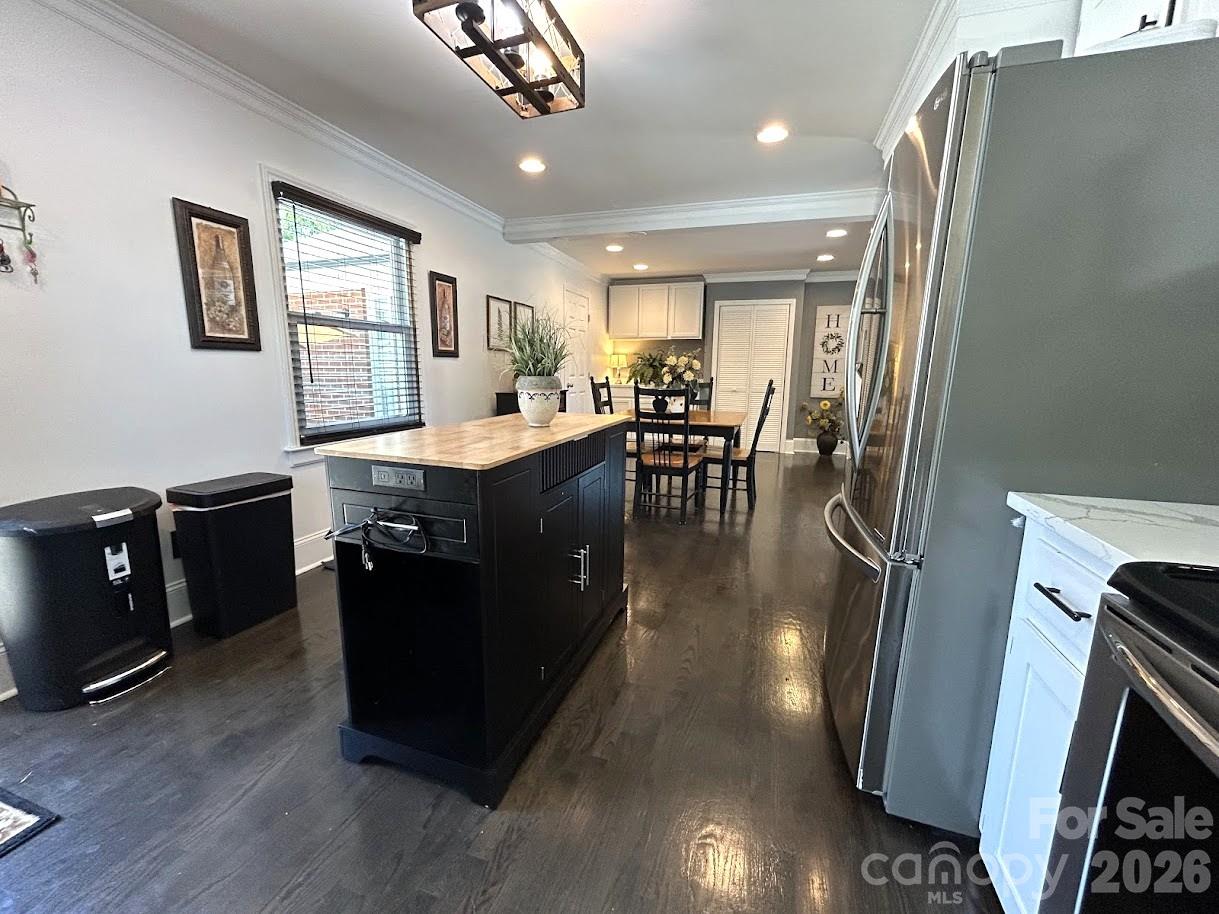 7113 Sterncrest Place Property Photo 10