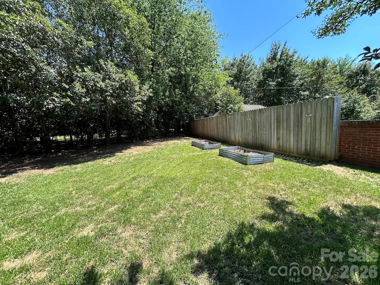 7113 Sterncrest Place Property Photo 34