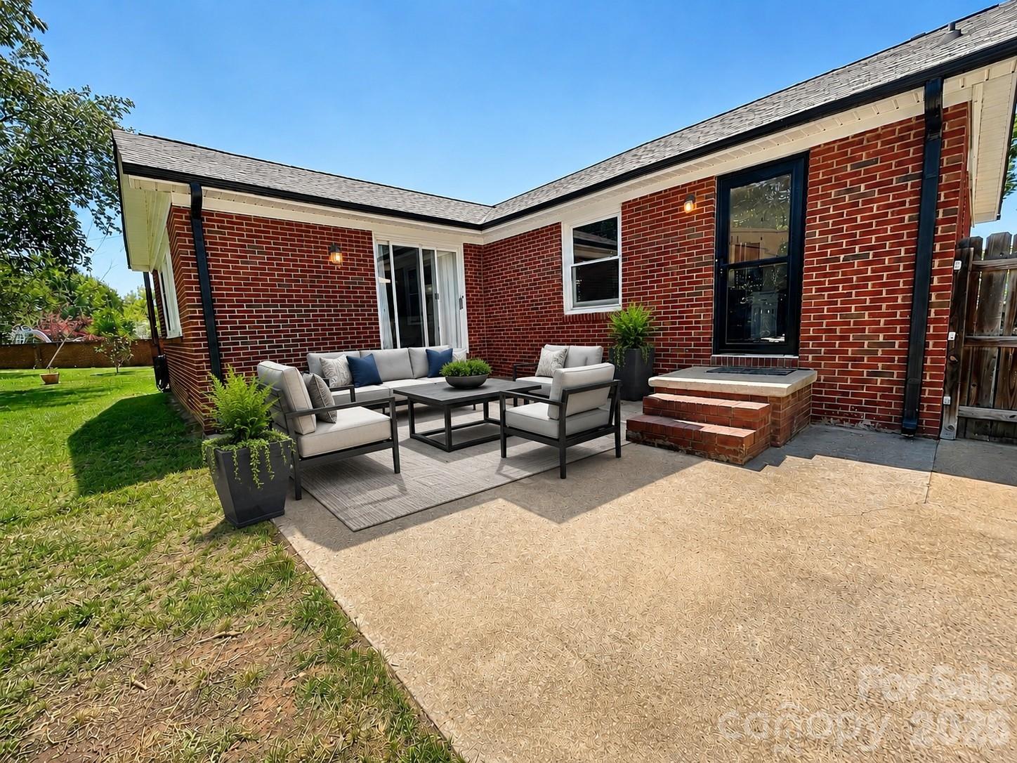 7113 Sterncrest Place Property Photo 38