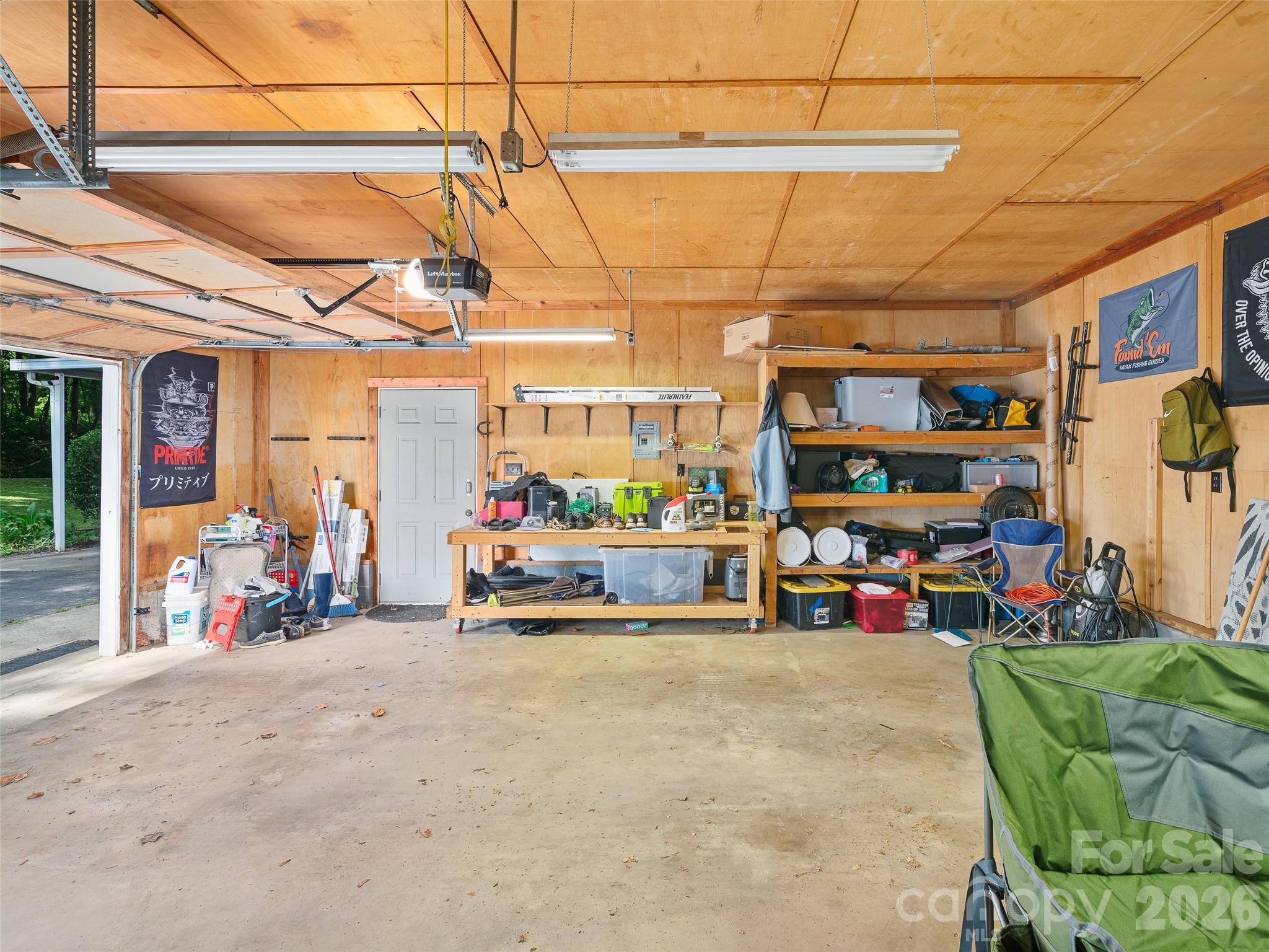 2 Lost Forest Drive Property Photo 25