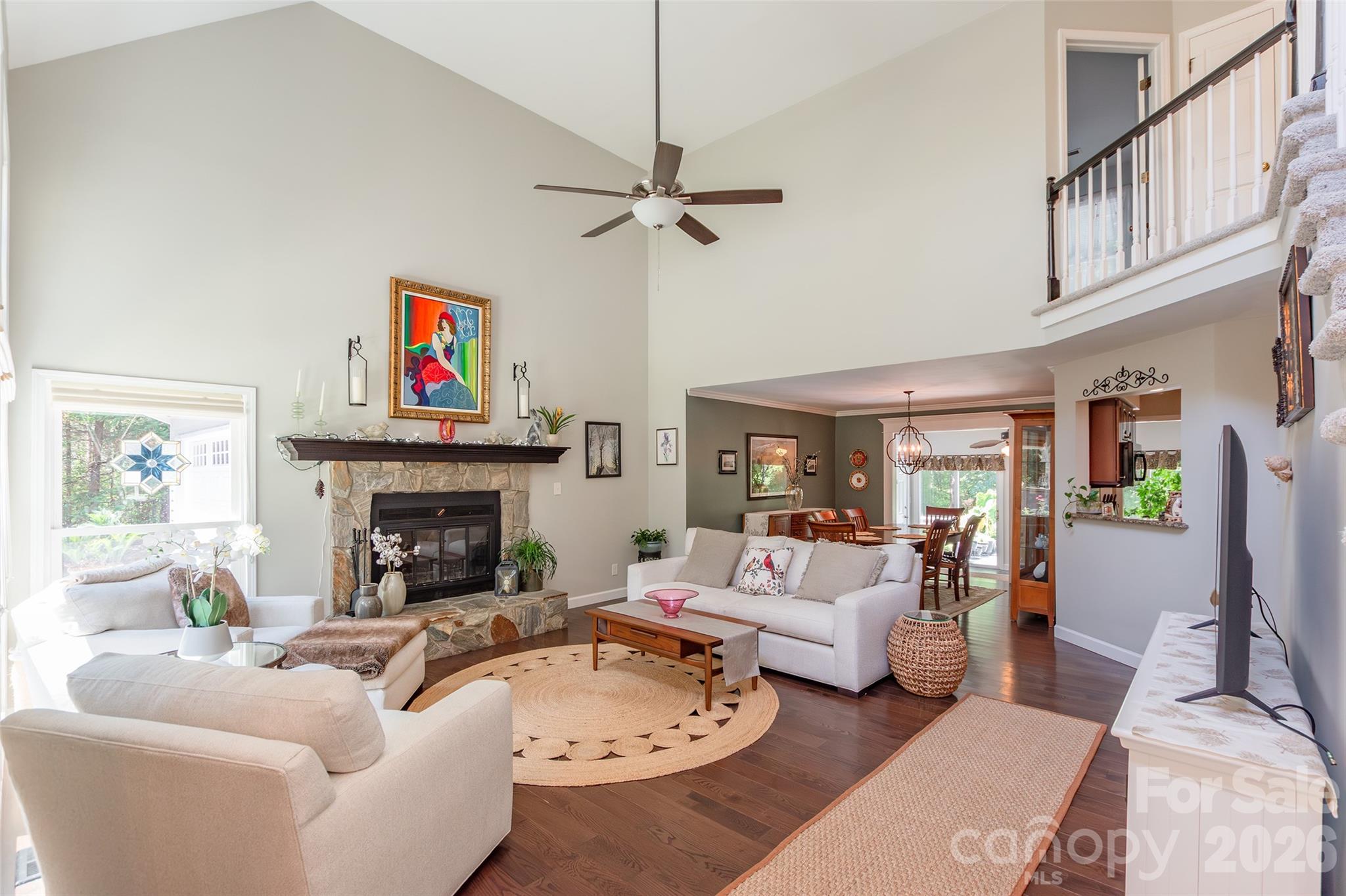 1326 Clifflure Lane Property Photo 6