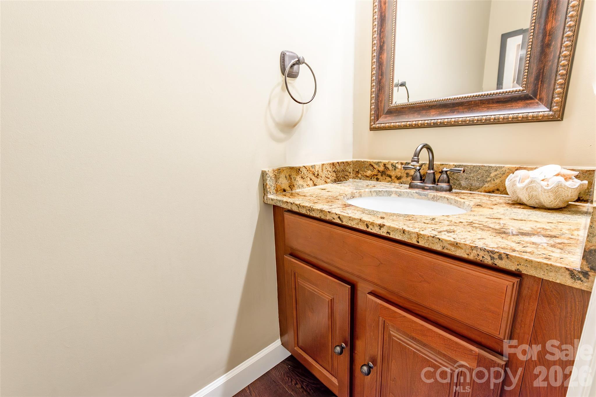 1326 Clifflure Lane Property Photo 31
