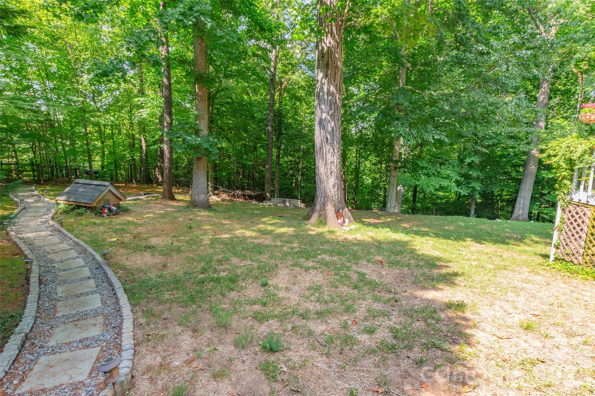1326 Clifflure Lane Property Photo 37