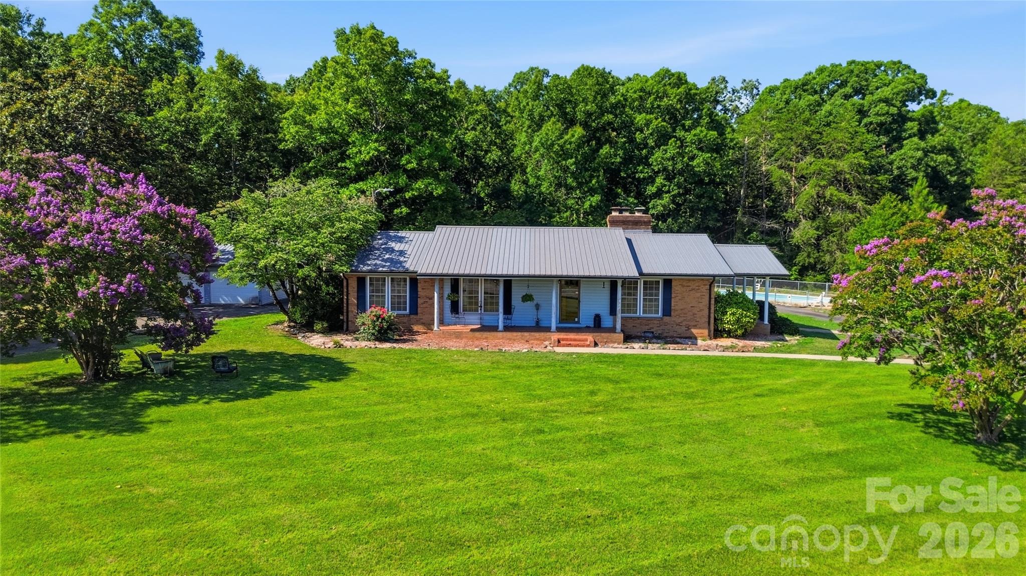 828 Ferry Road Property Photo 1