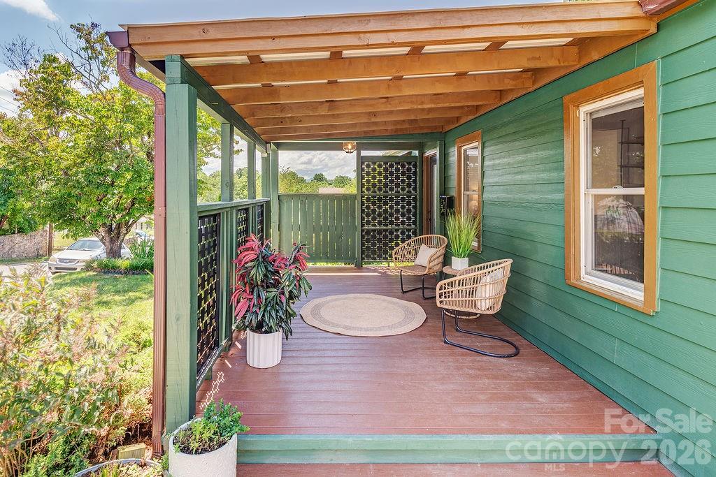 78 Morris Street Property Photo 3