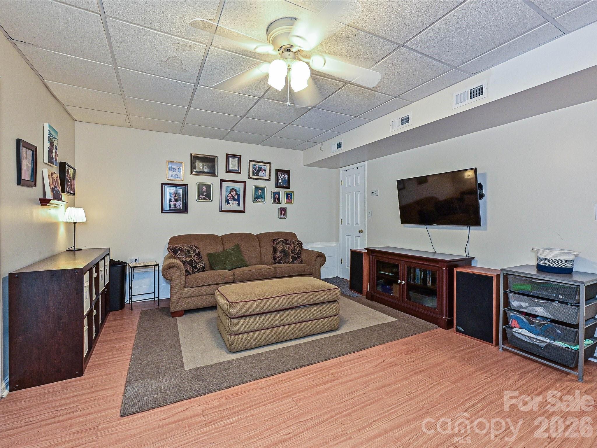 4402365 Property Photo 18