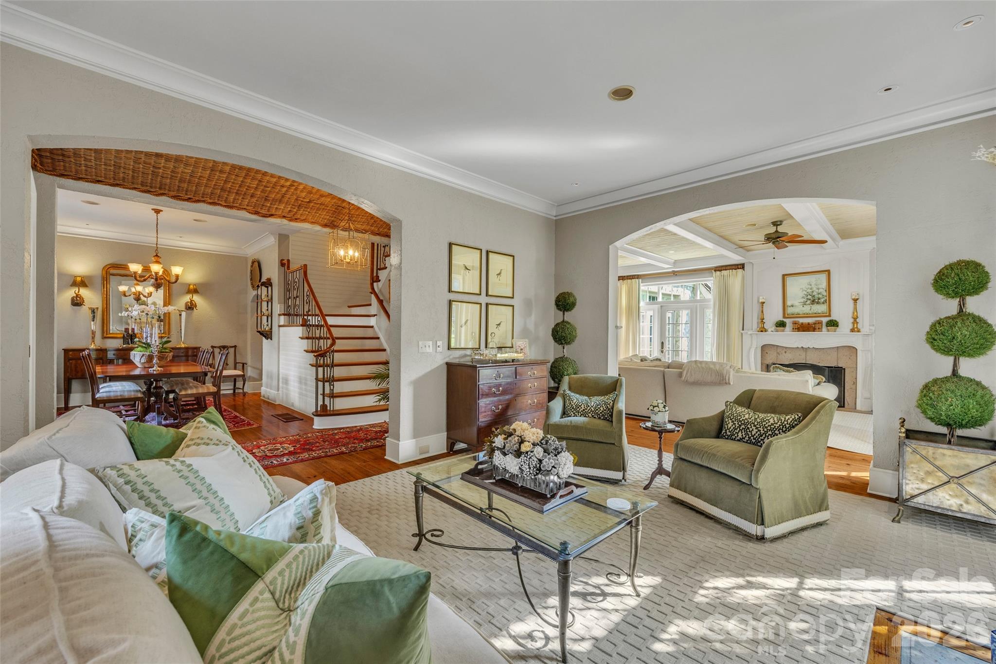 2214 La Maison Drive Property Photo 10