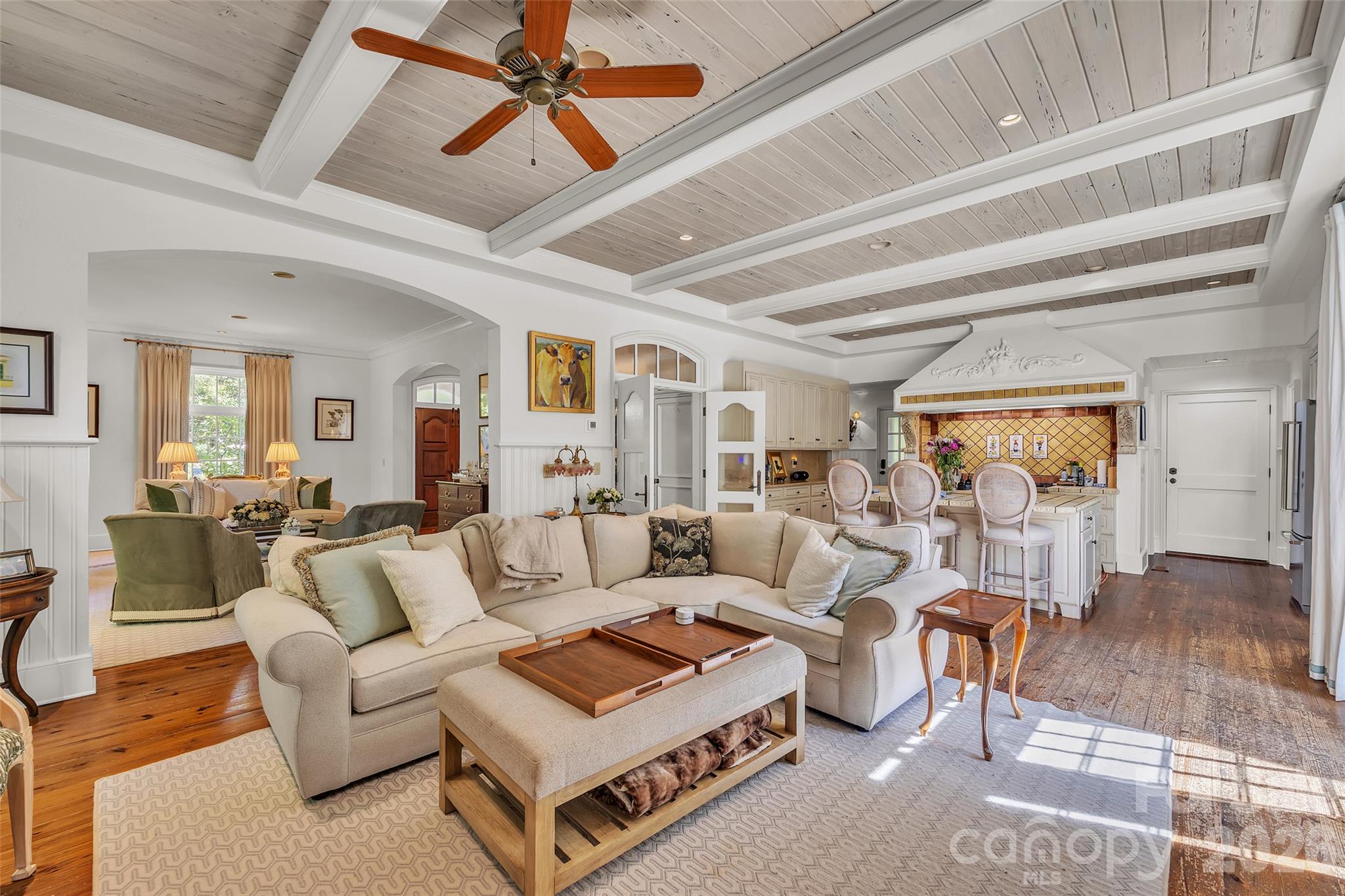 2214 La Maison Drive Property Photo 11