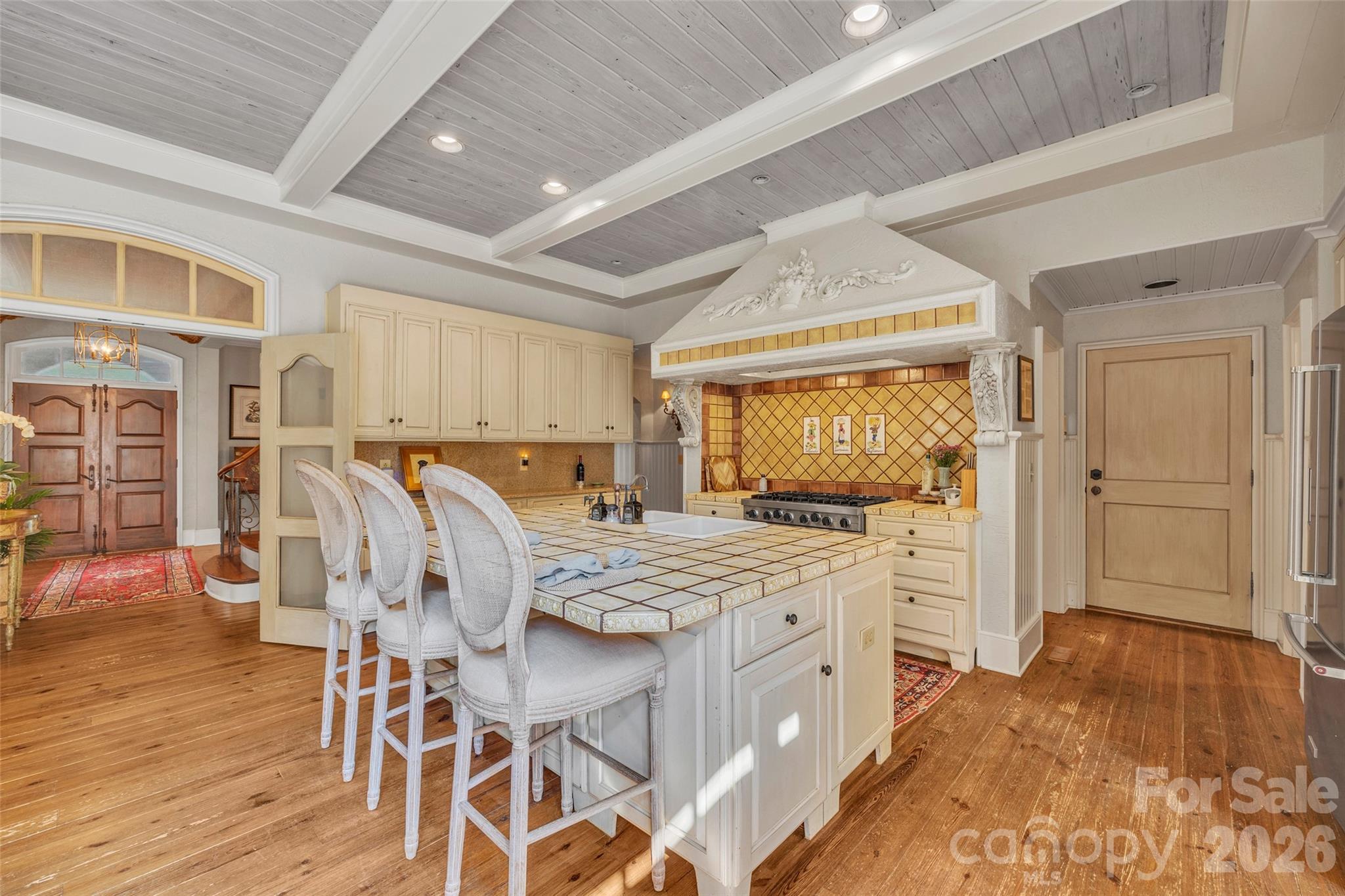 2214 La Maison Drive Property Photo 12