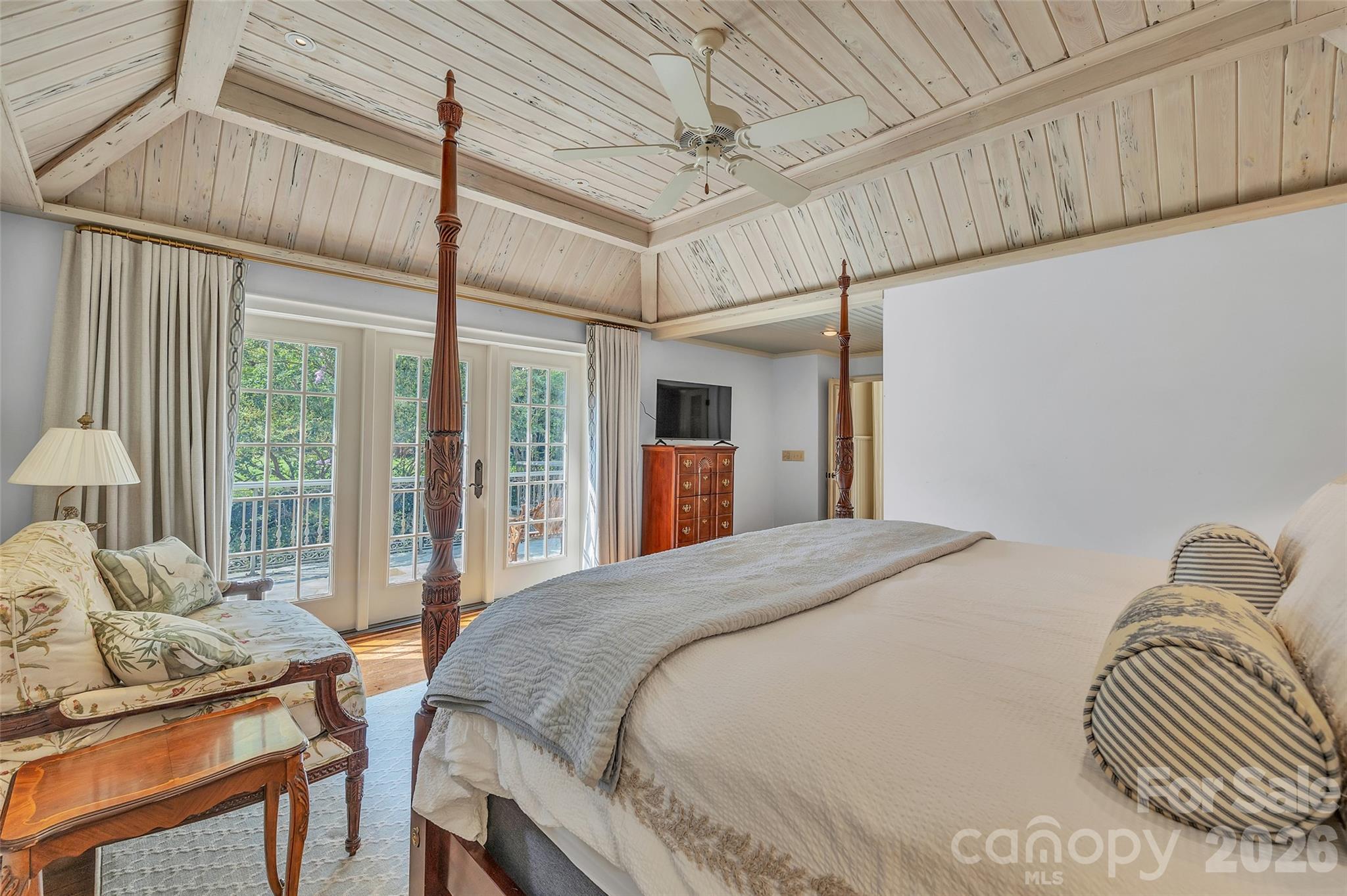 2214 La Maison Drive Property Photo 20