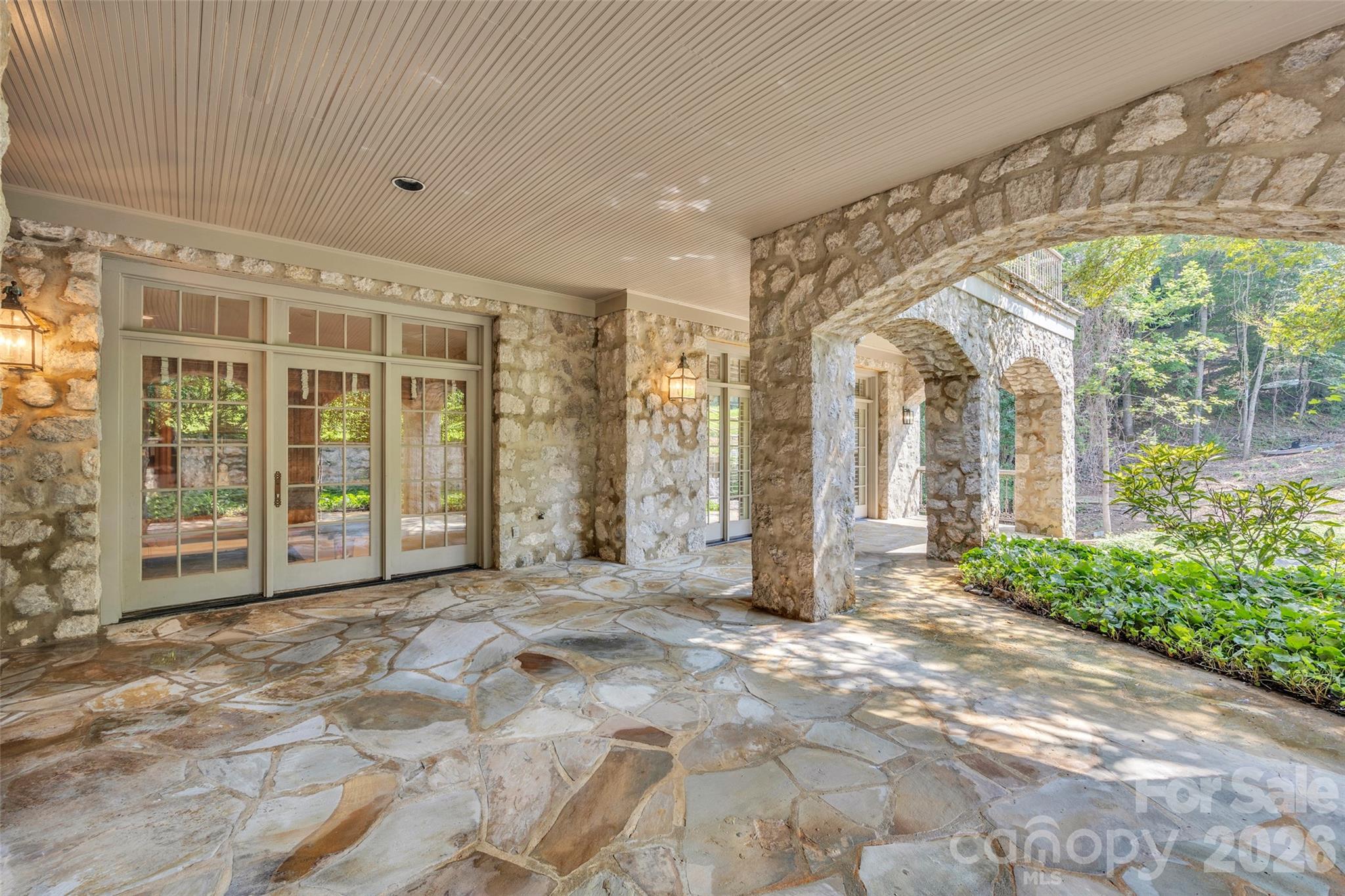 2214 La Maison Drive Property Photo 46