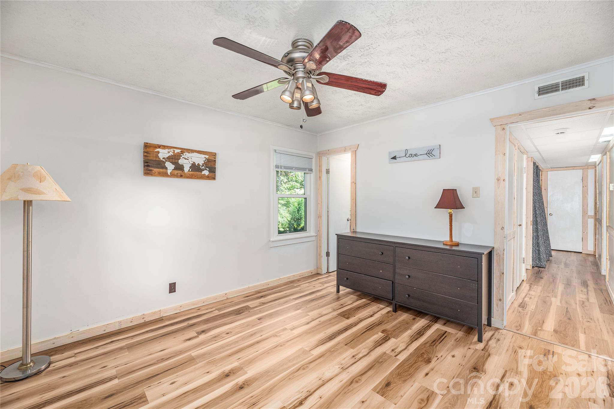 258 Camelot Drive Property Photo 9