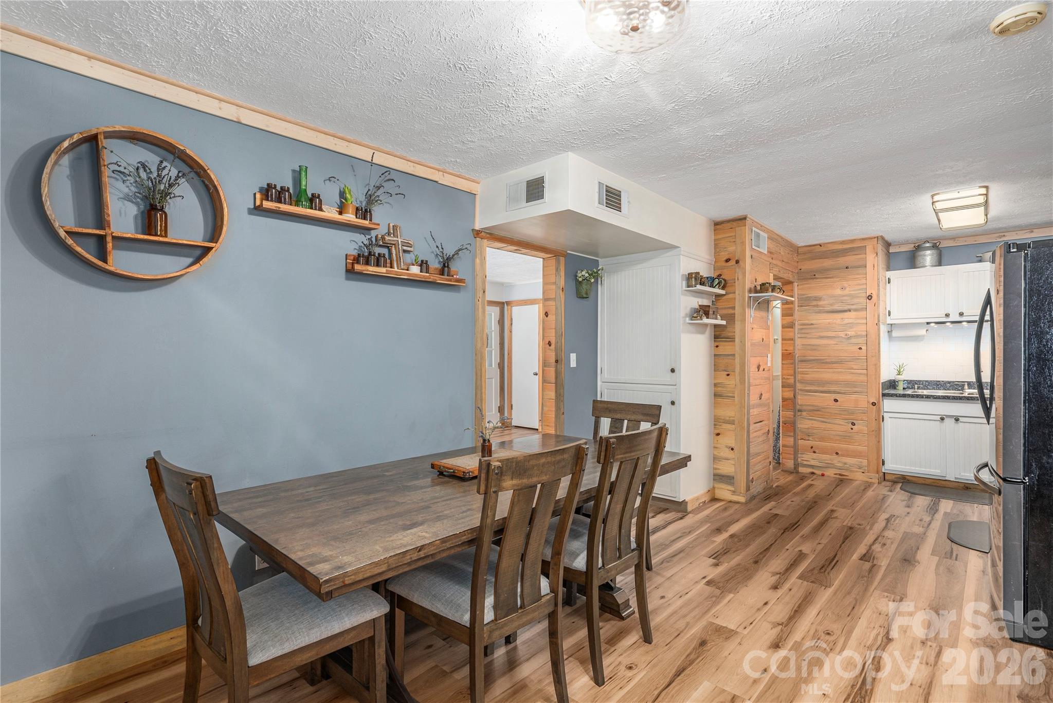 258 Camelot Drive Property Photo 17