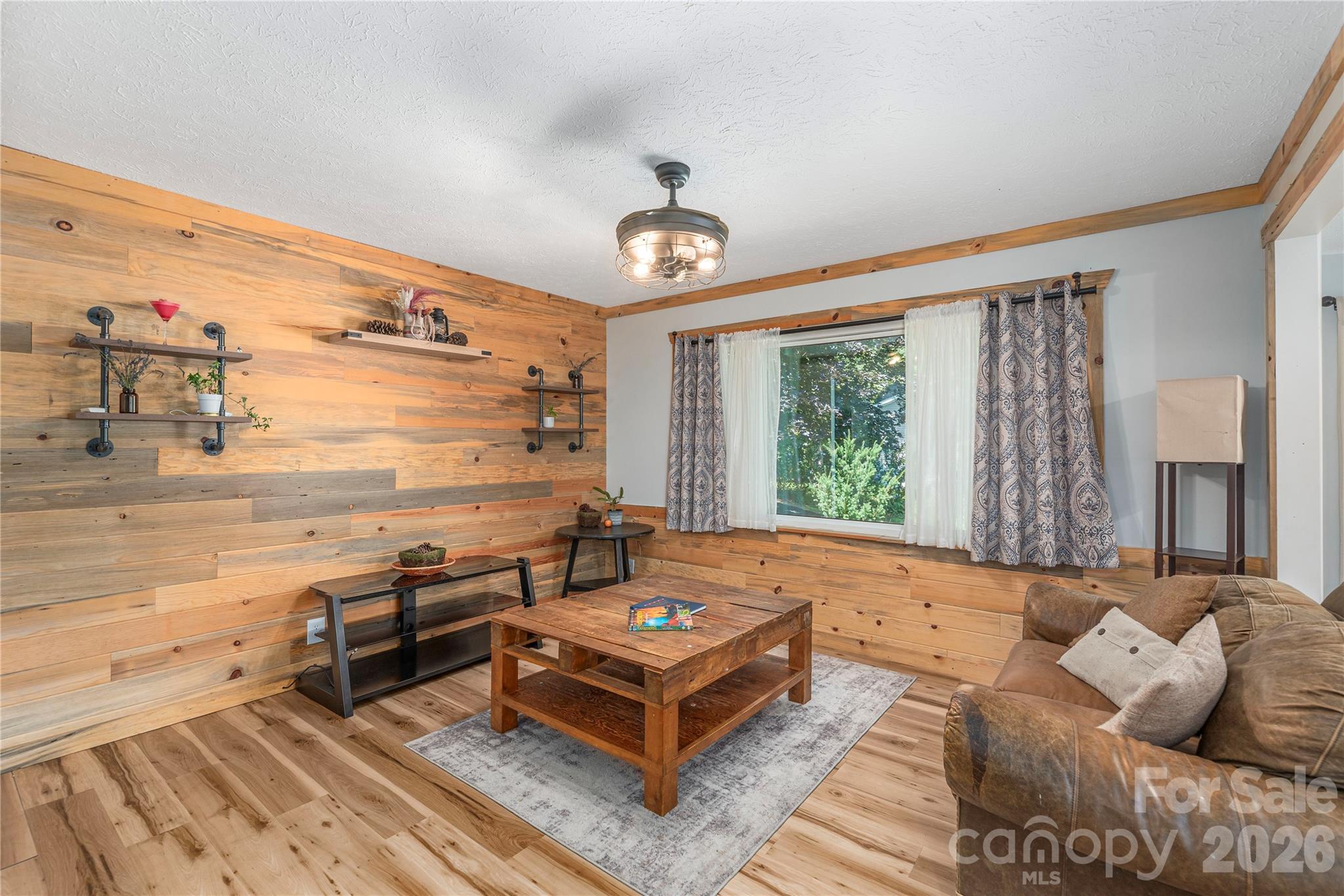 258 Camelot Drive Property Photo 18