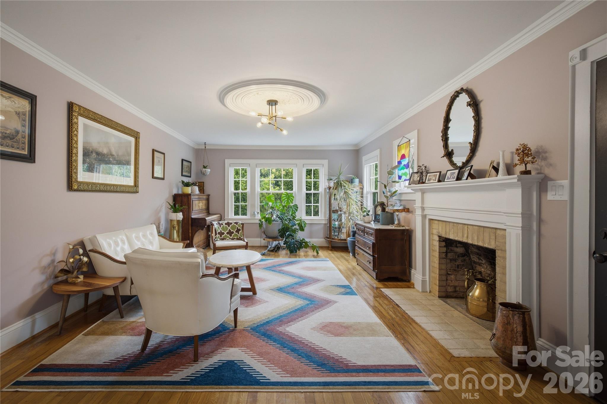 904 Bounous Street Property Photo 3