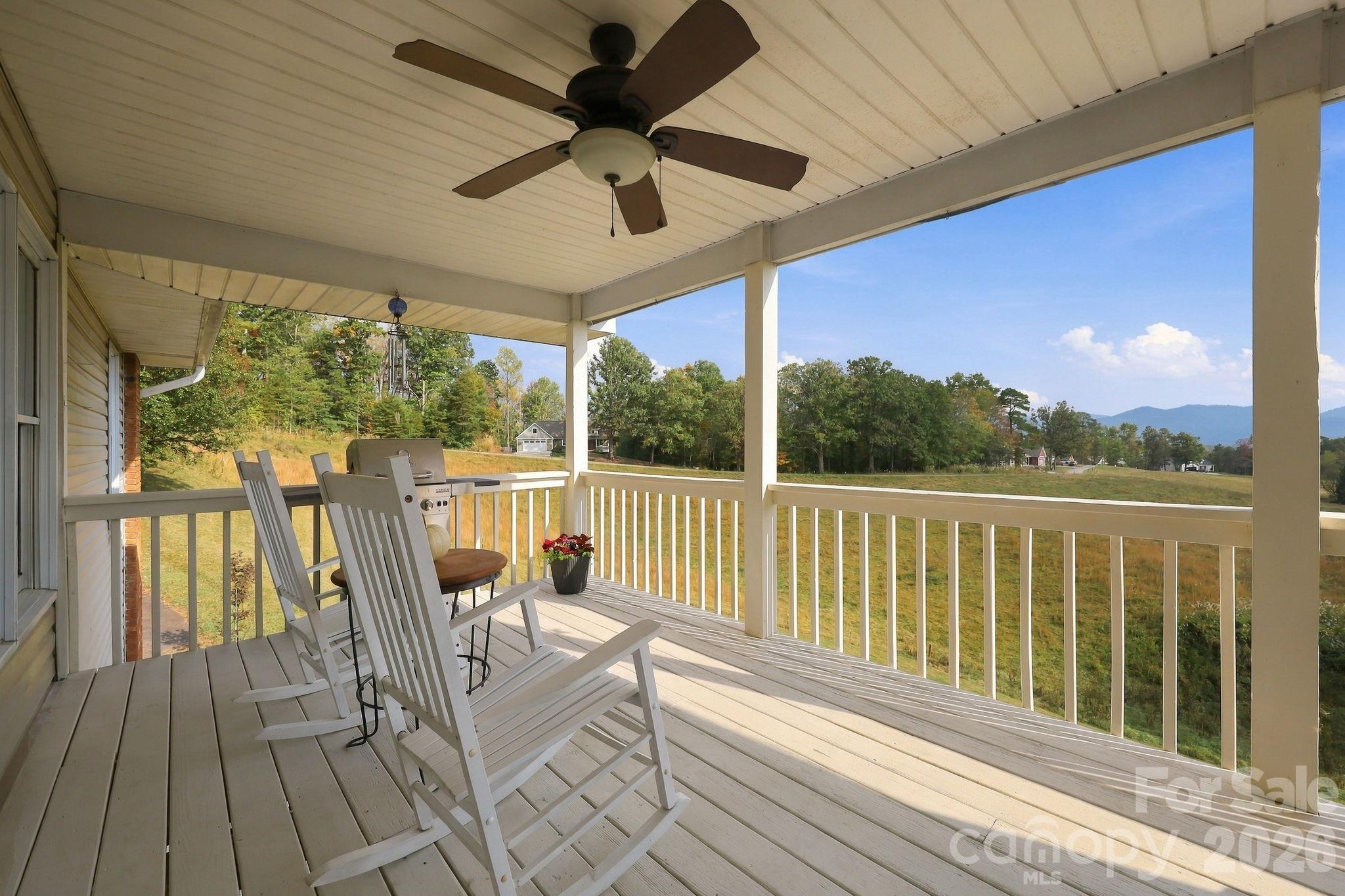 441 Country Drive Property Photo 13