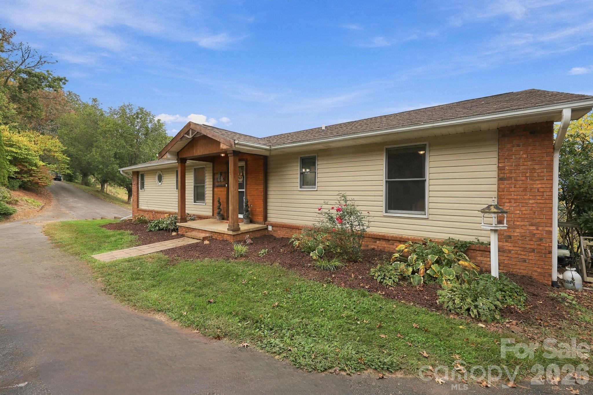 441 Country Drive Property Photo 37