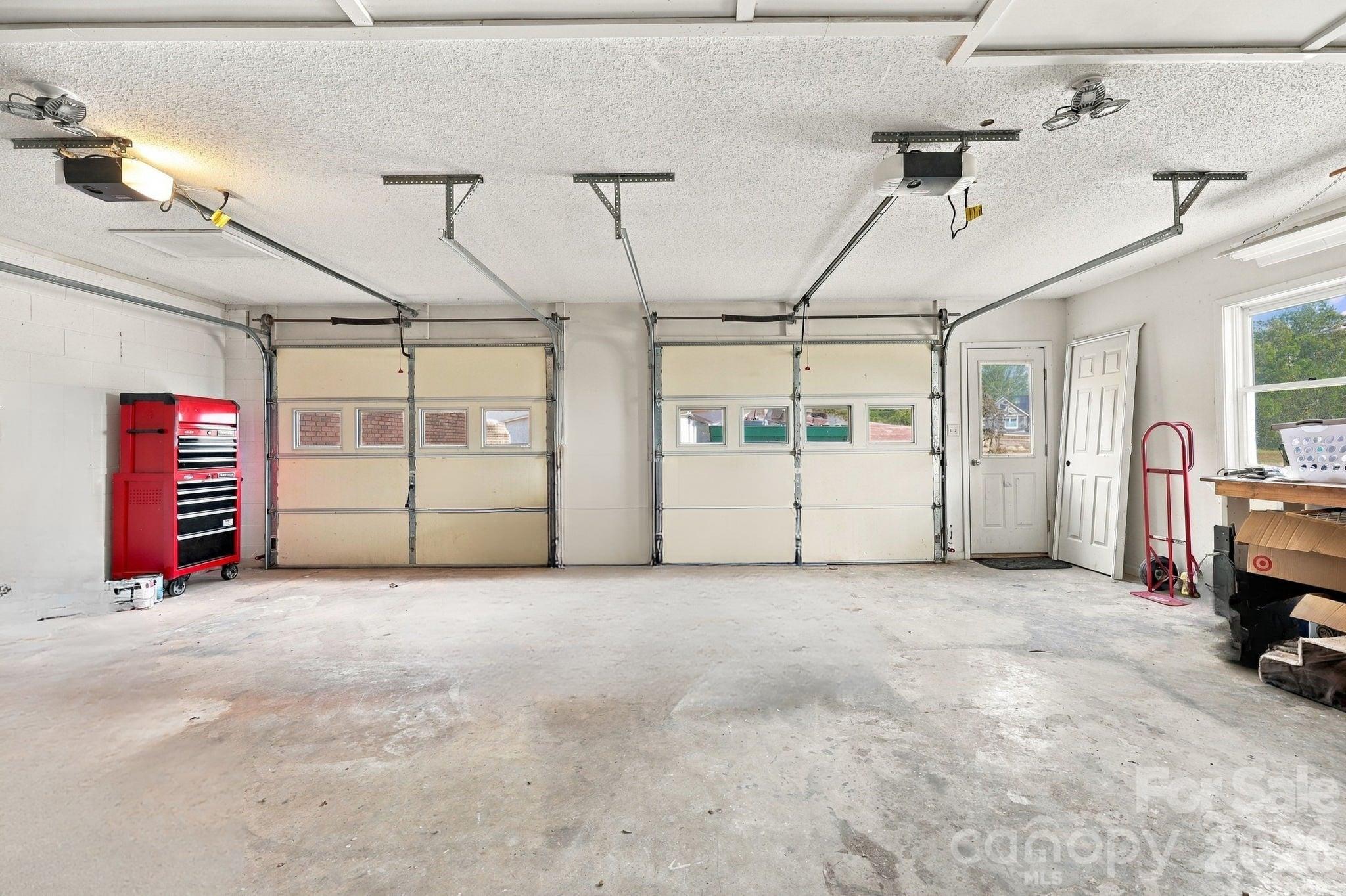 441 Country Drive Property Photo 39