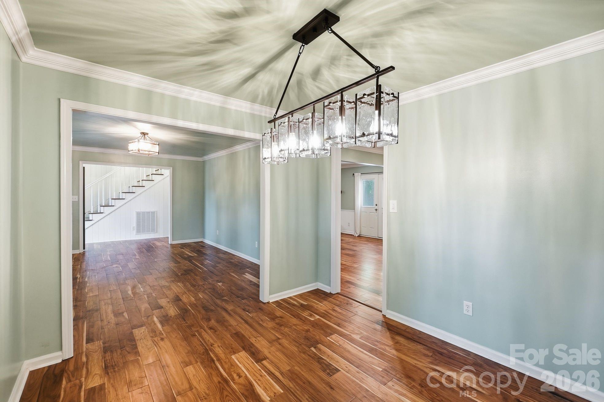 9475 Man O War Road Property Photo 16