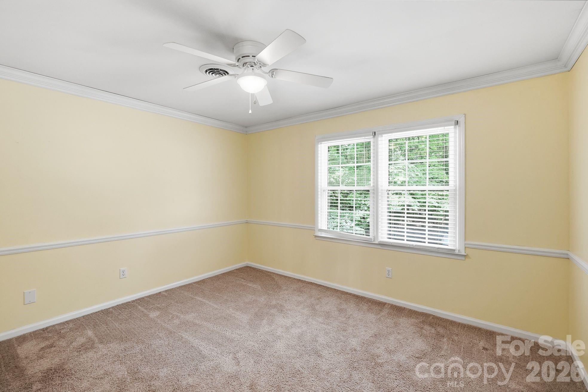 9475 Man O War Road Property Photo 20