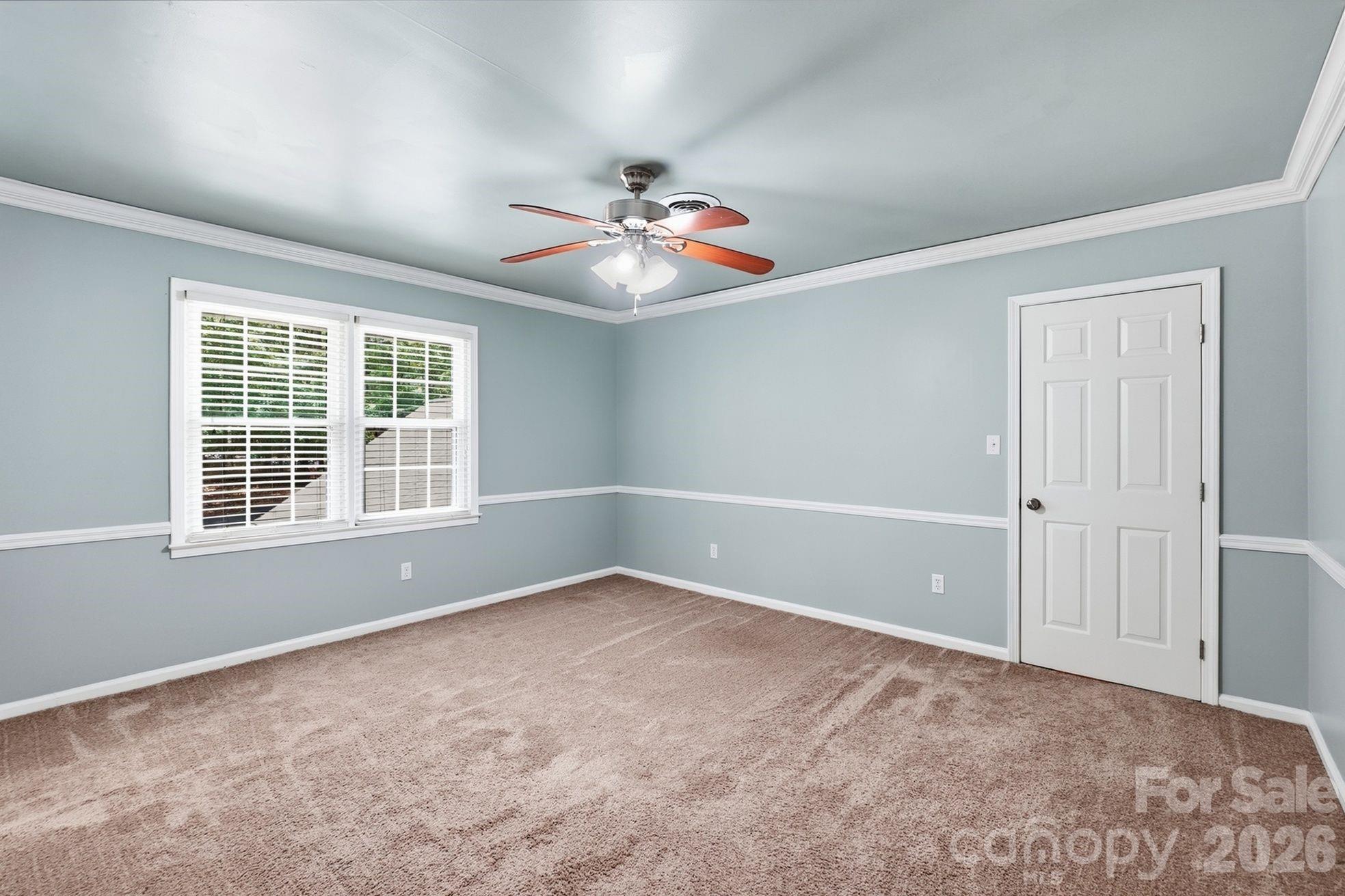 9475 Man O War Road Property Photo 22