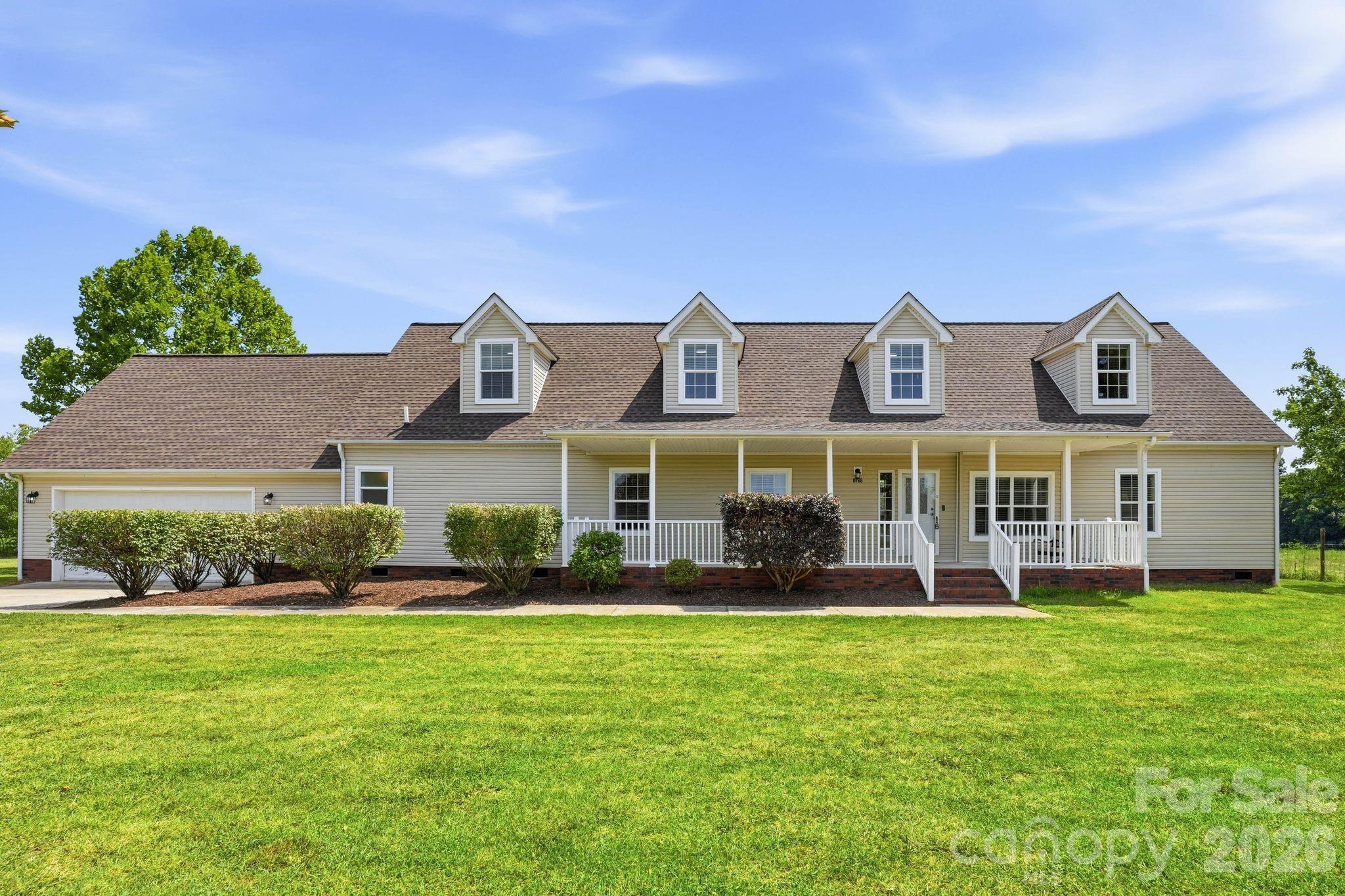 6795 Jones Road Property Photo 5