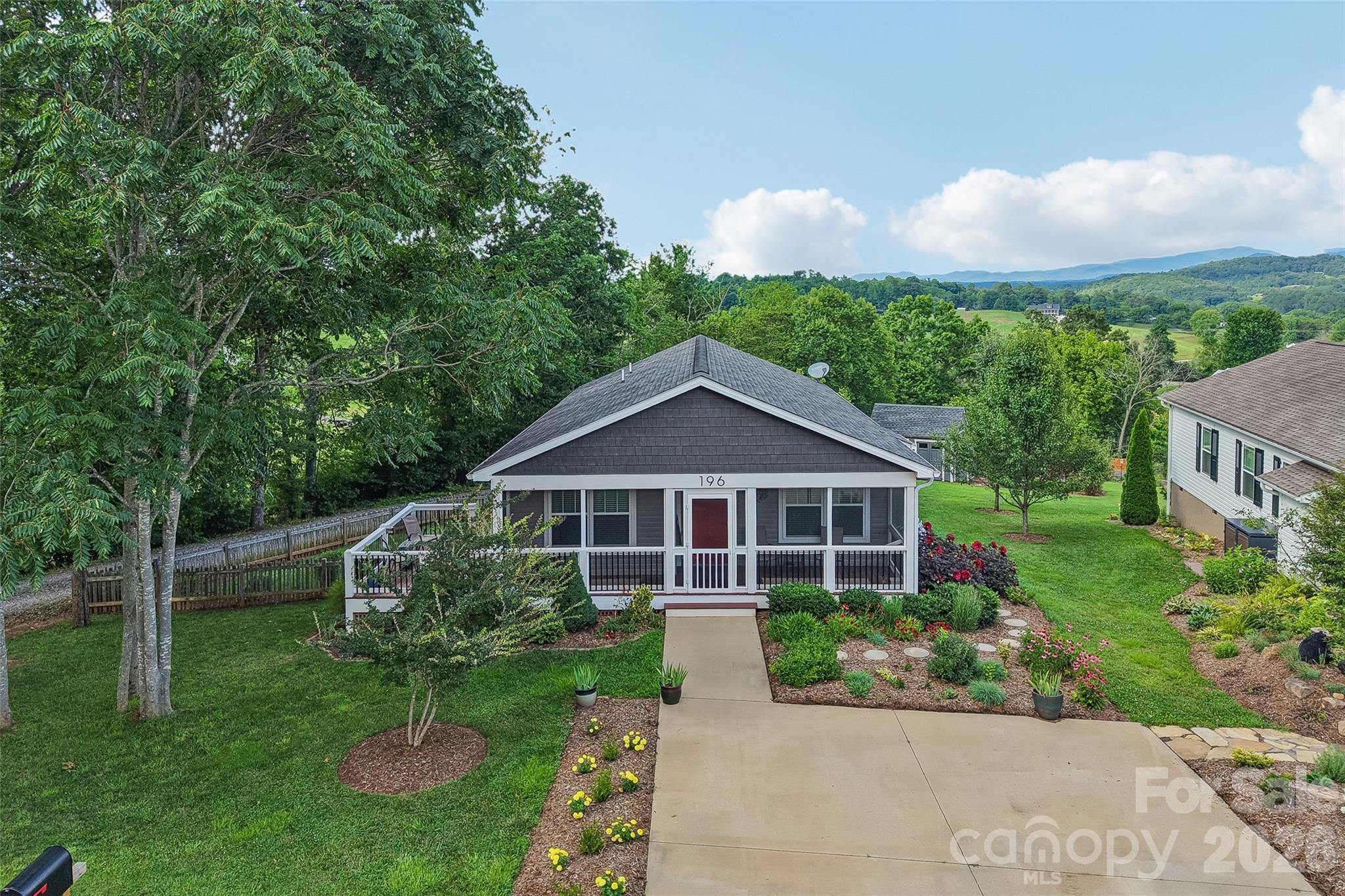 196 Tipton Hill Road Property Photo 1