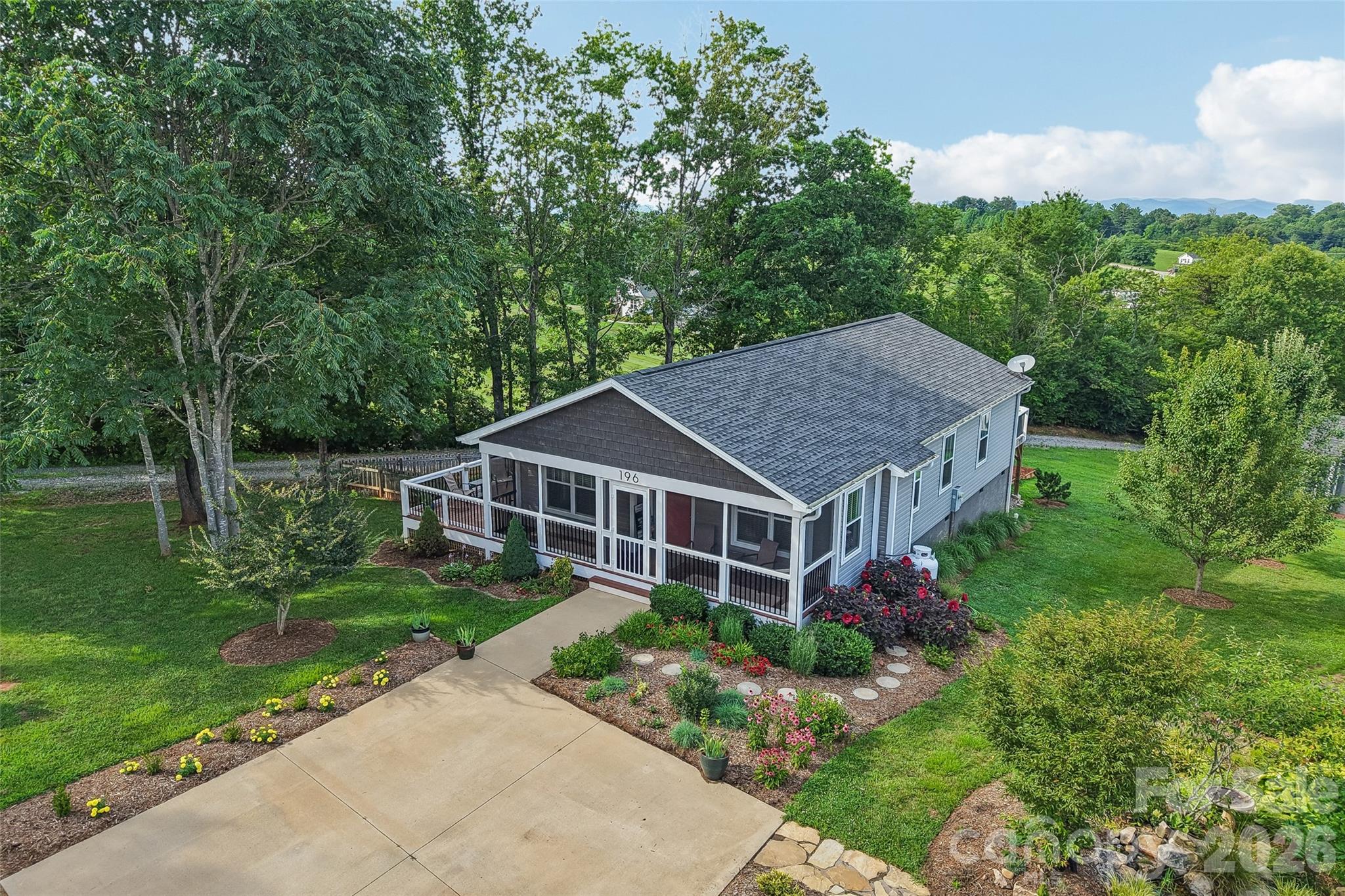 196 Tipton Hill Road Property Photo 2