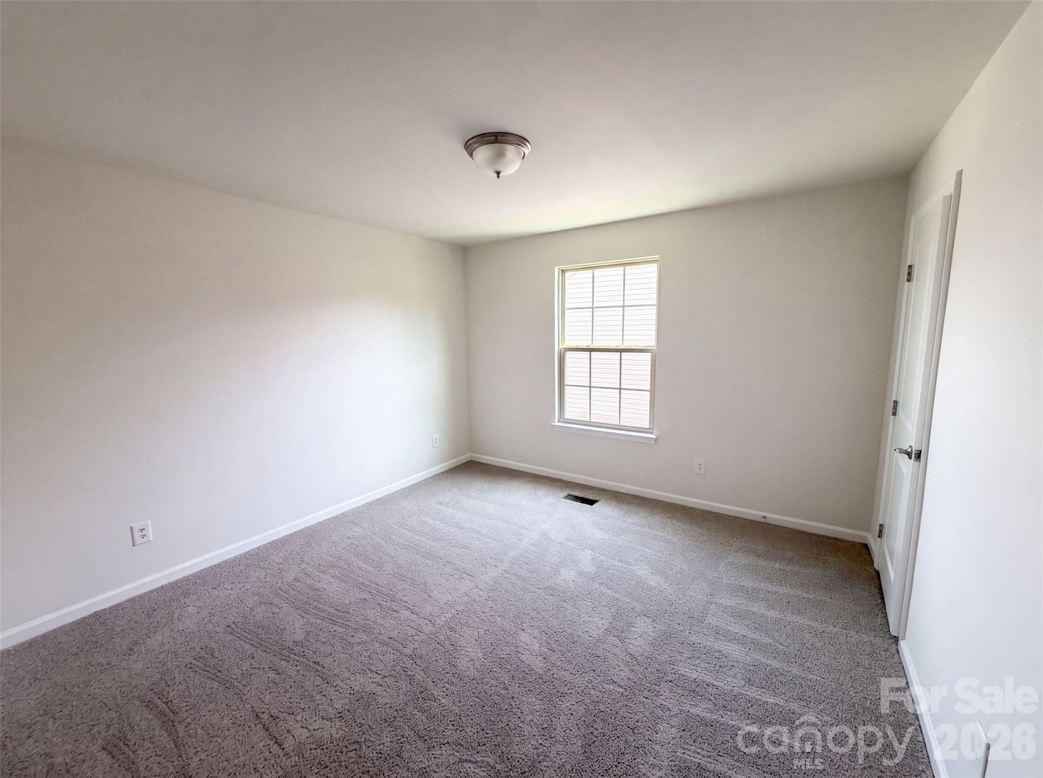 2275 Stone Pile Drive Property Photo 8