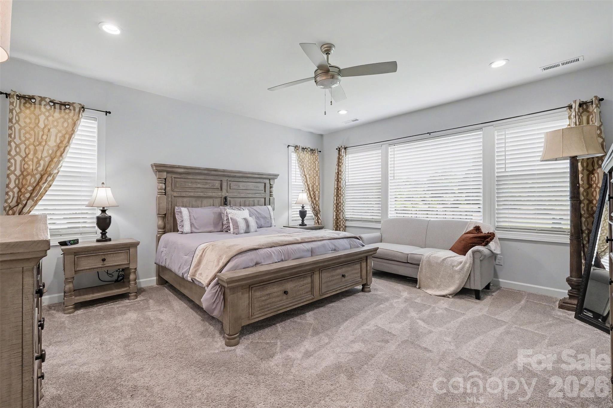 3826 Dahlia Drive Property Photo 14