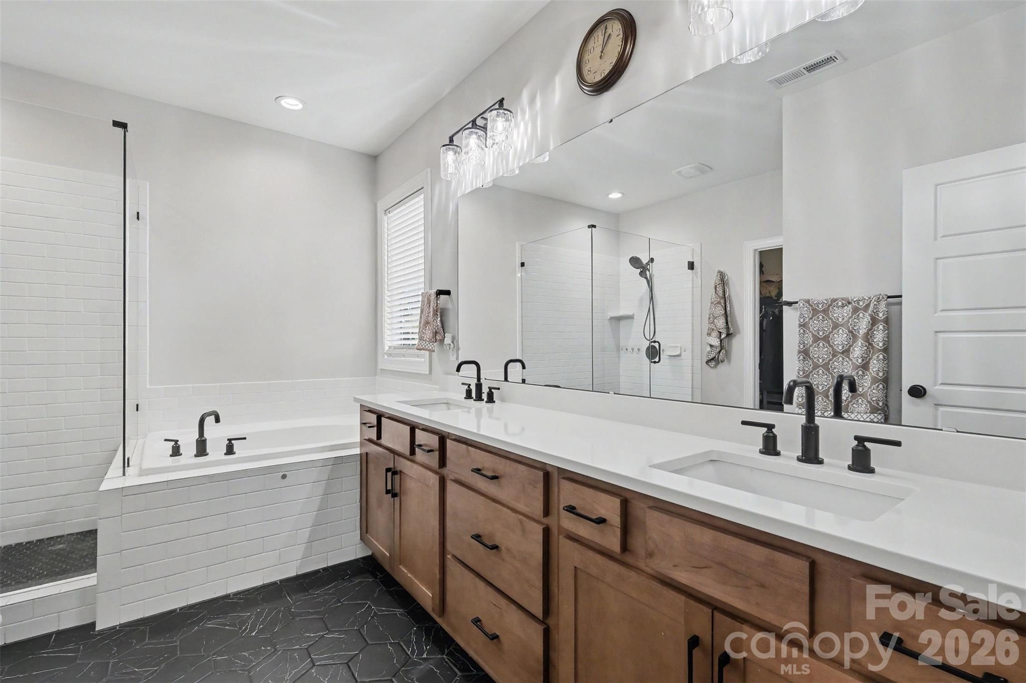 3826 Dahlia Drive Property Photo 15