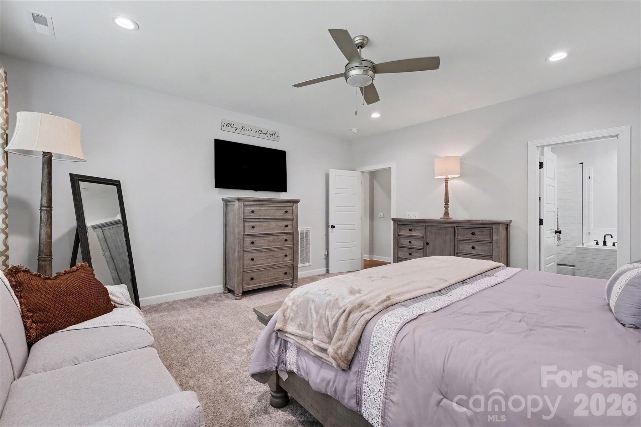 3826 Dahlia Drive Property Photo 17