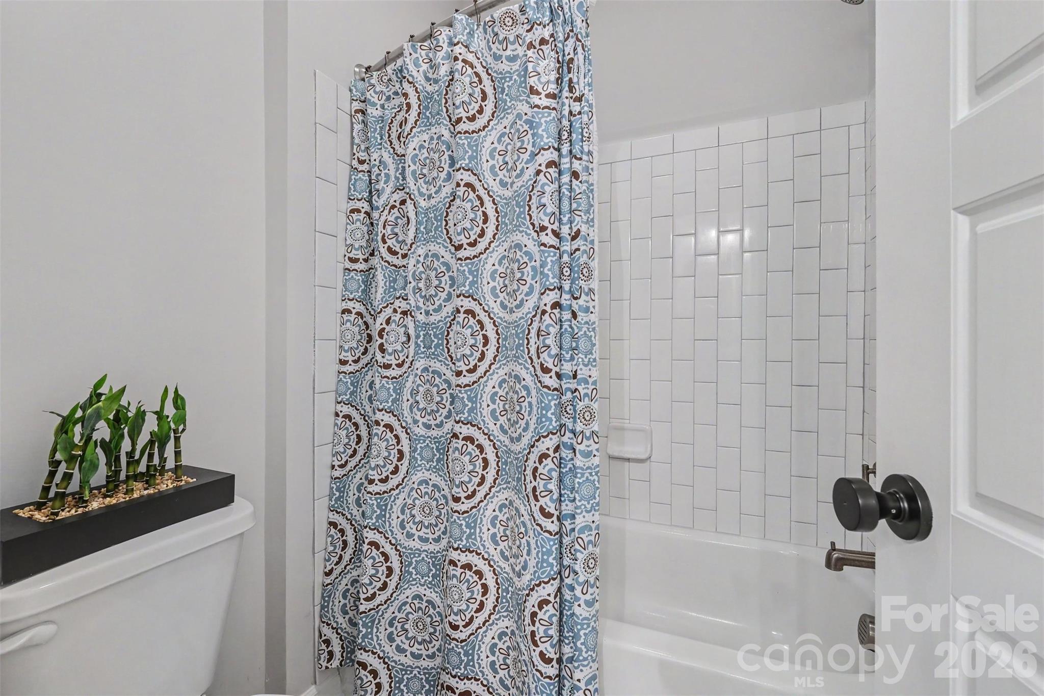 3826 Dahlia Drive Property Photo 27
