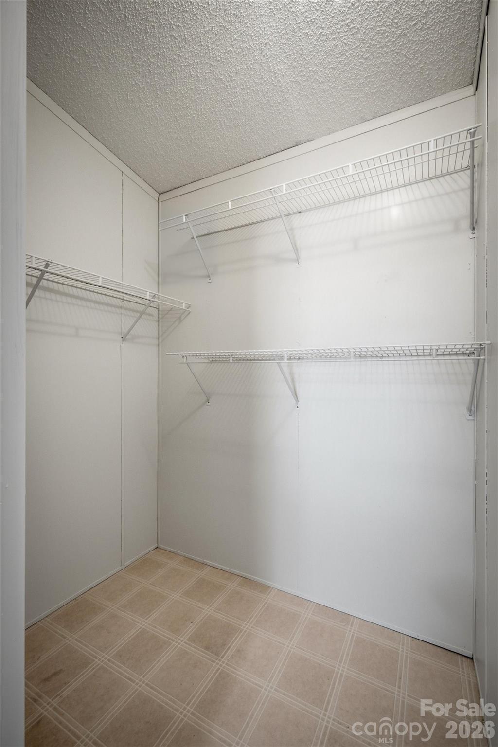 1130 Cedar Creek Drive Property Photo 17
