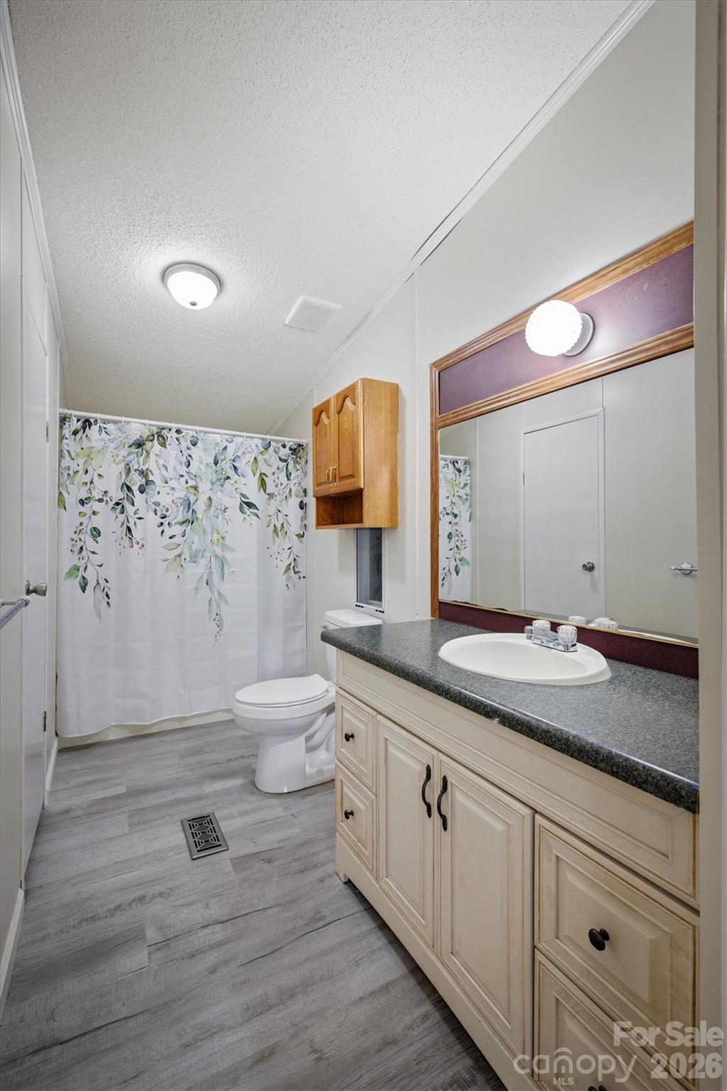 1130 Cedar Creek Drive Property Photo 18
