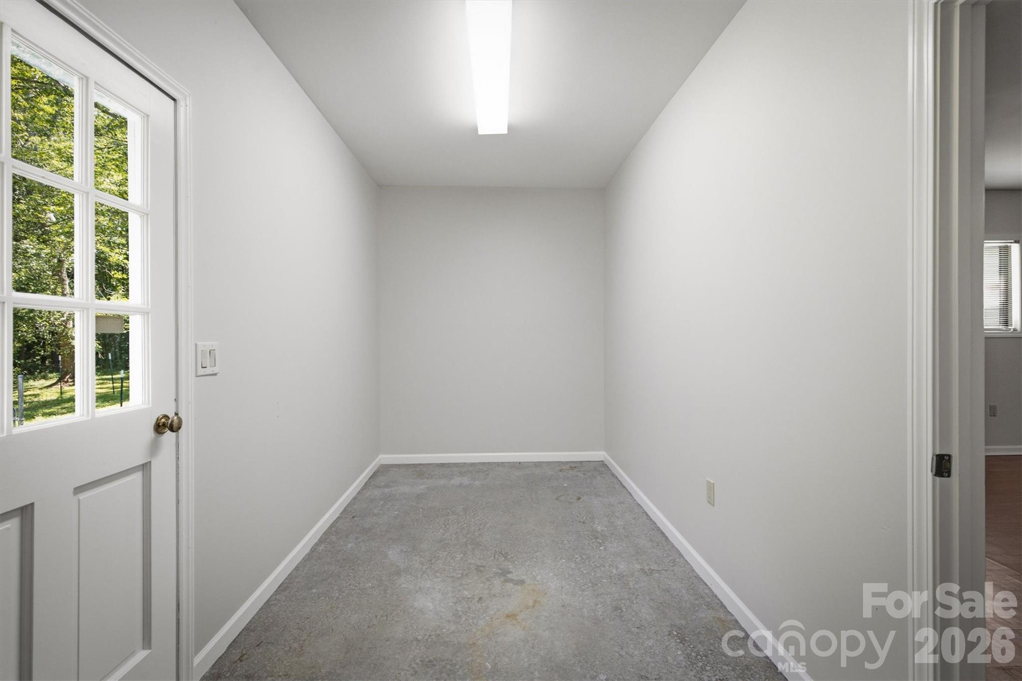 1130 Cedar Creek Drive Property Photo 28