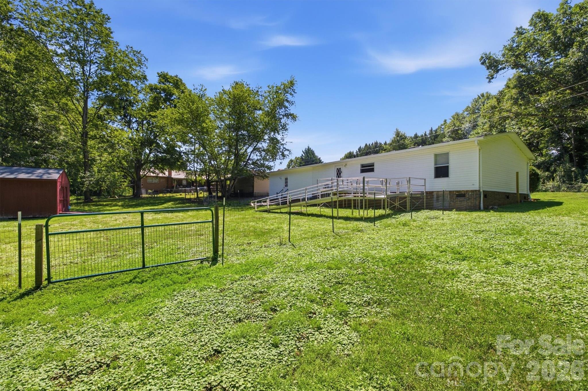 1130 Cedar Creek Drive Property Photo 30