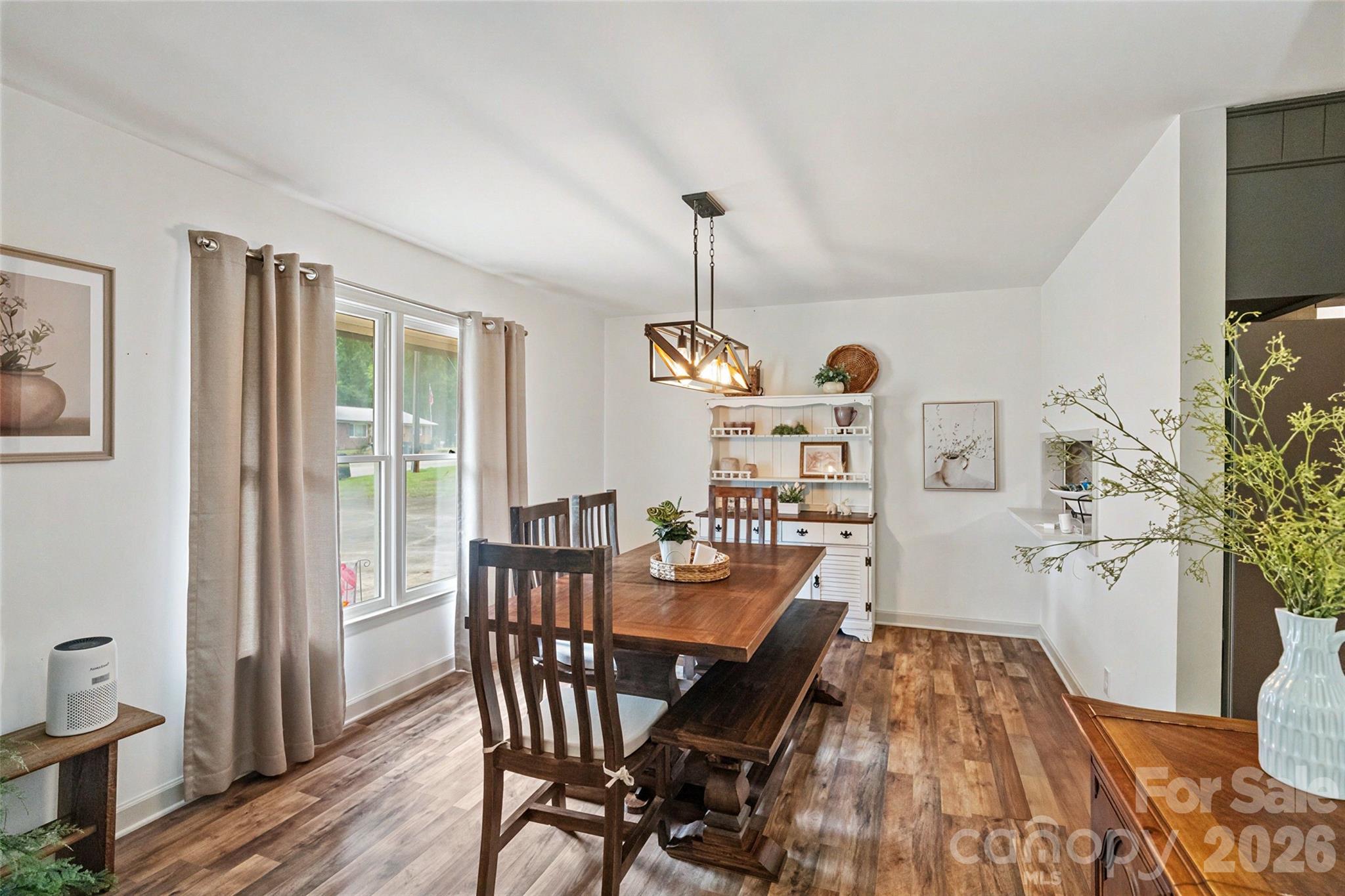 400 S Westover Drive Property Photo 8