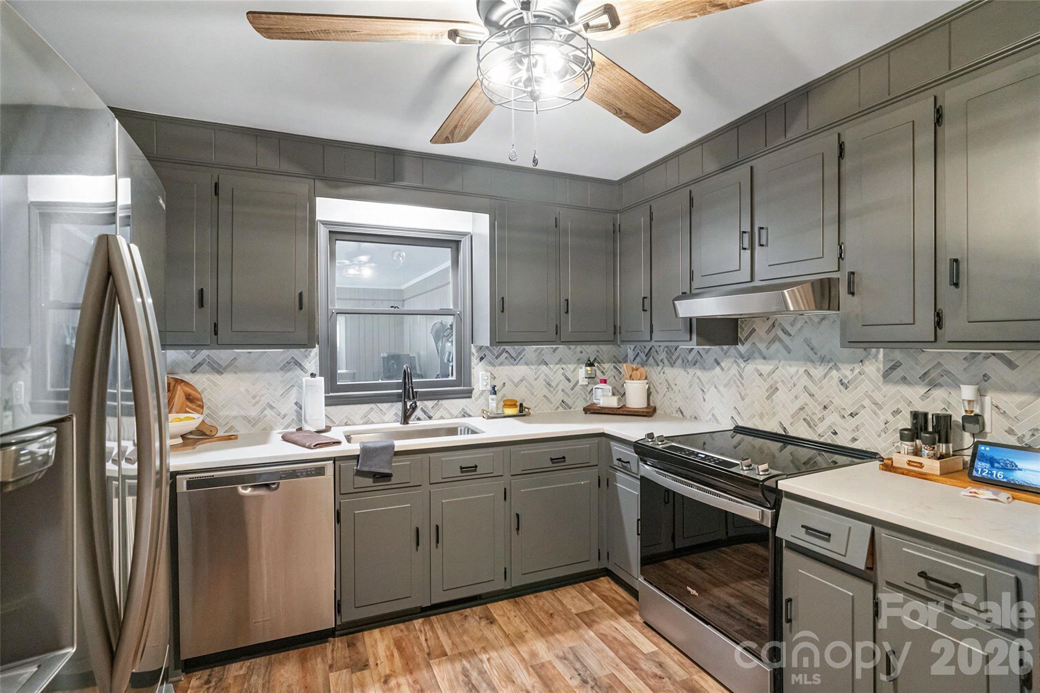 400 S Westover Drive Property Photo 11