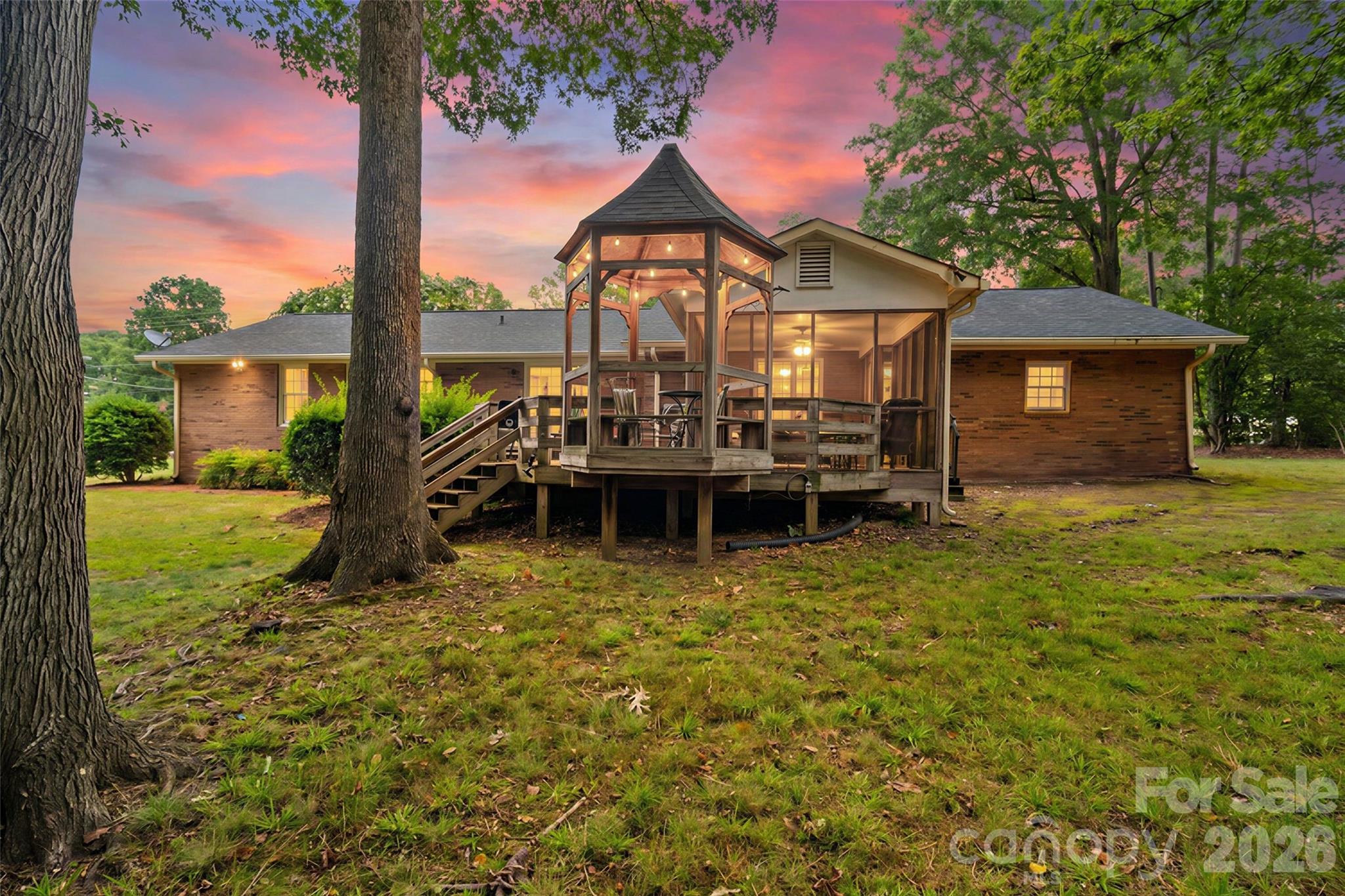 400 S Westover Drive Property Photo 27