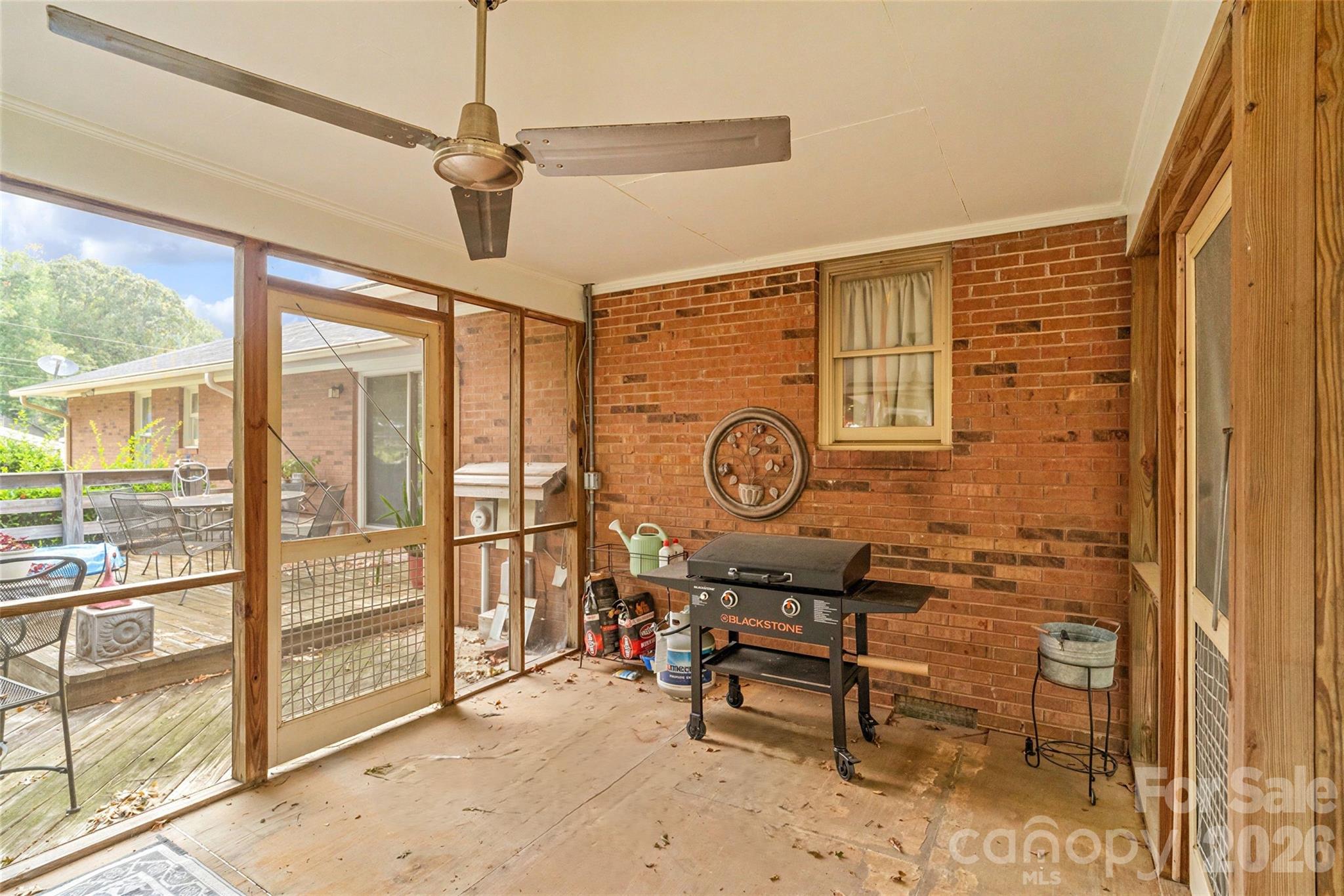 400 S Westover Drive Property Photo 29
