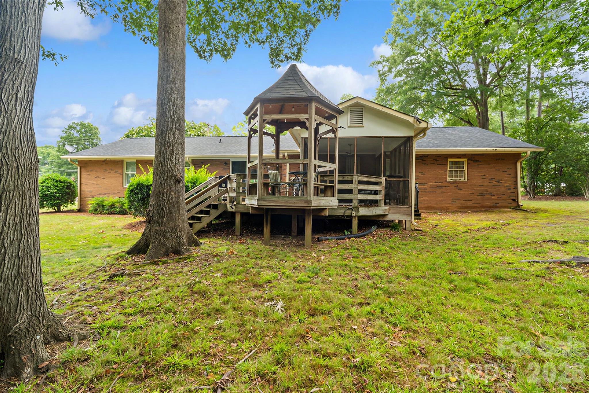 400 S Westover Drive Property Photo 36