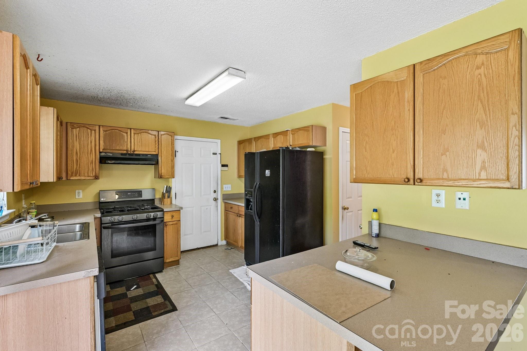 7329 Starvalley Drive Property Photo 10